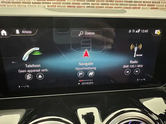 Mercedes-Benz B Class view 12