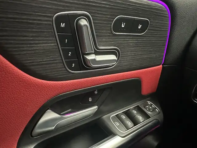 Mercedes-Benz B Class view 14