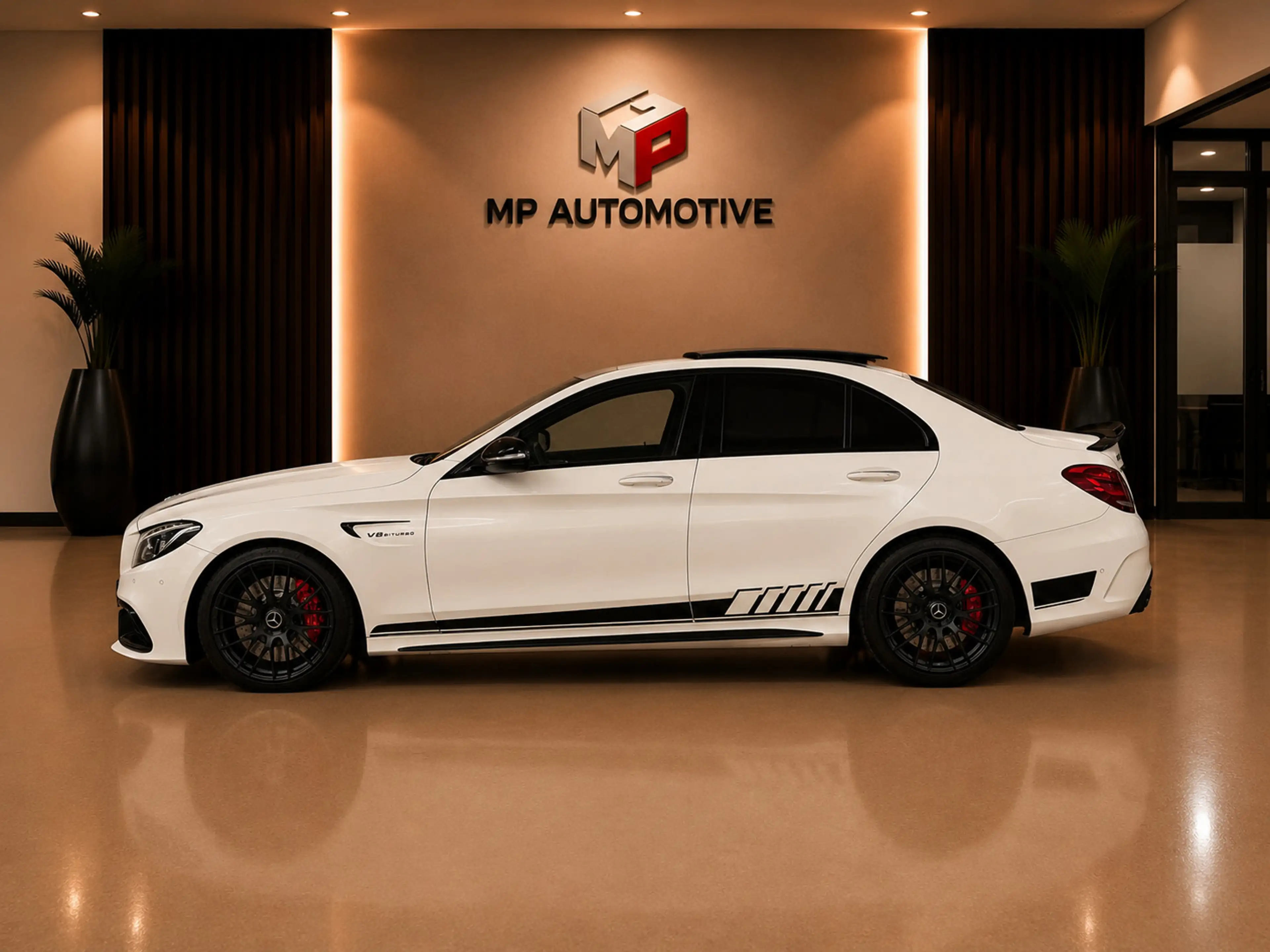 Mercedes-Benz C 63 AMG S Edition 1|PANO|MEMORY|KUIPST|CARBON|BURMESTER|C6 — photo 5