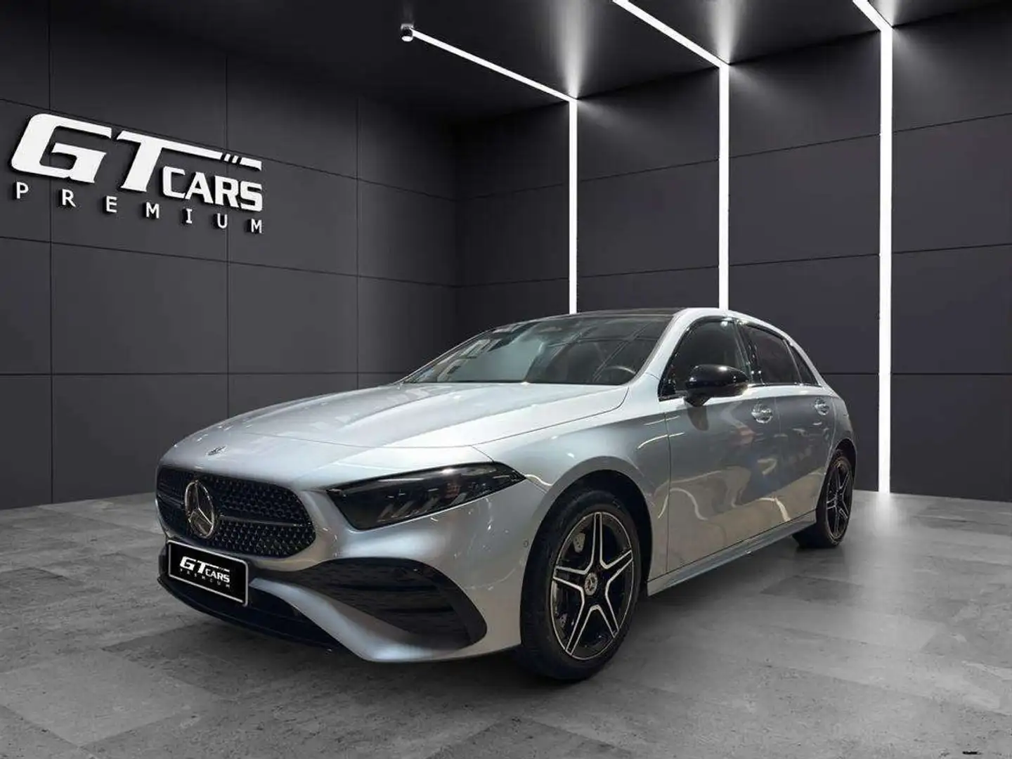 Mercedes-Benz A 250 250e AMG Plateado - 1