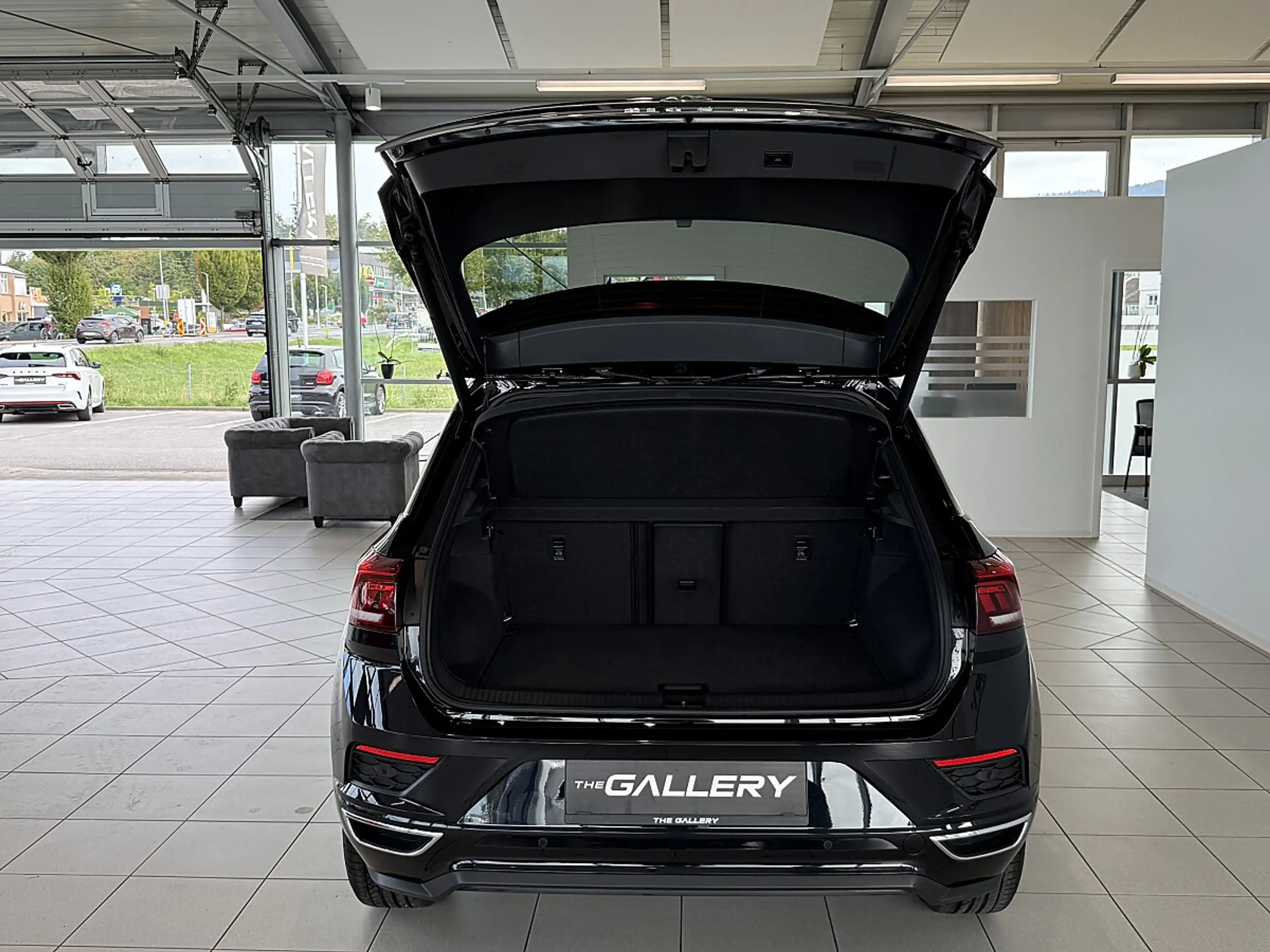Volkswagen T-Roc 1,5 TSI ACT R-Line DSG*Spur*Kamera*Totwinkel*ACC — photo 6