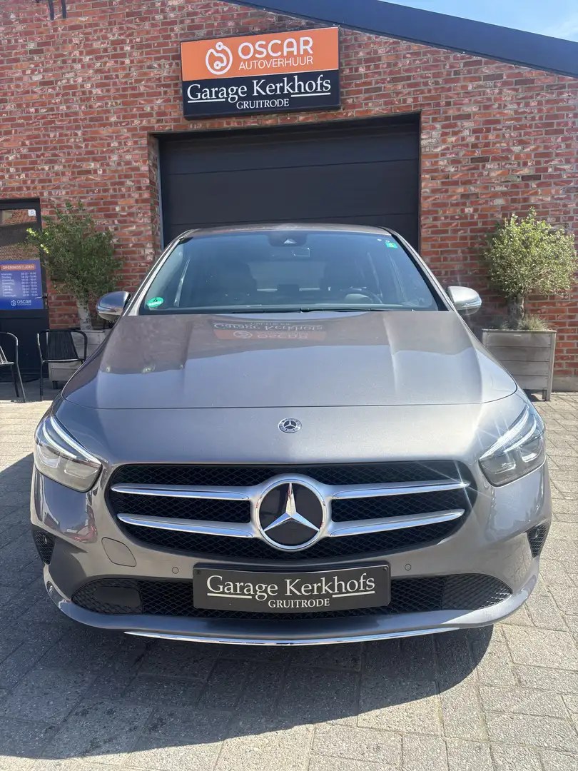 Mercedes-Benz B 180 d Business Solution Grijs - 1
