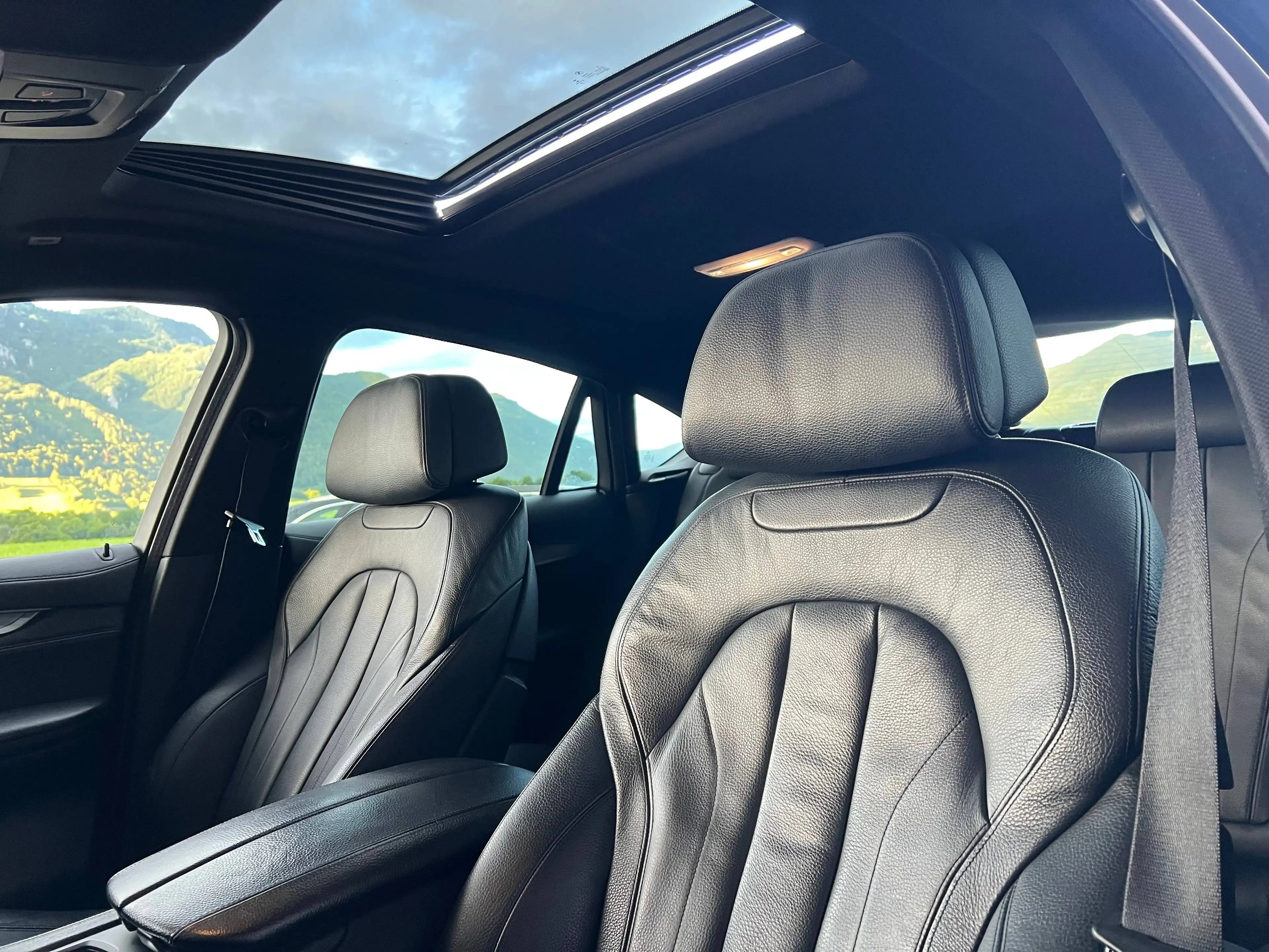 BMW X6 M50d Sport Activity Coupé Österreich-Paket Aut. — photo 12