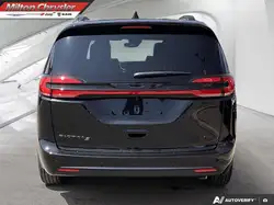 Chrysler Pacifica 2027