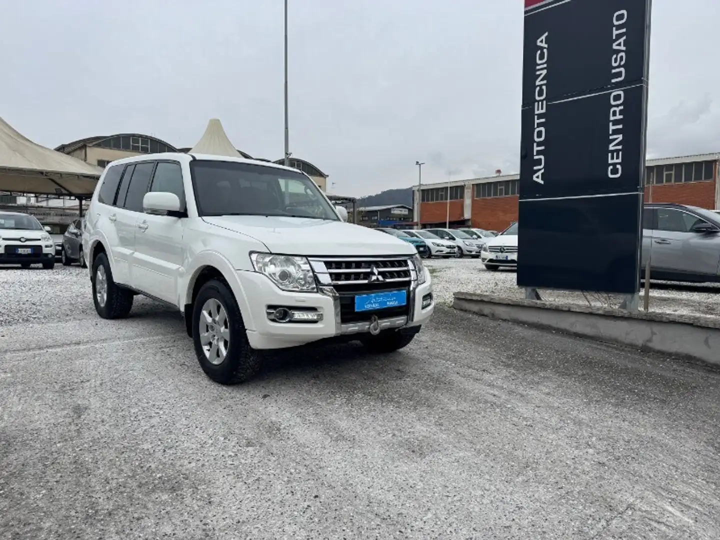 Mitsubishi Pajero 3.2 DI-D 16V aut. 5p. Intense DPF Wit - 1