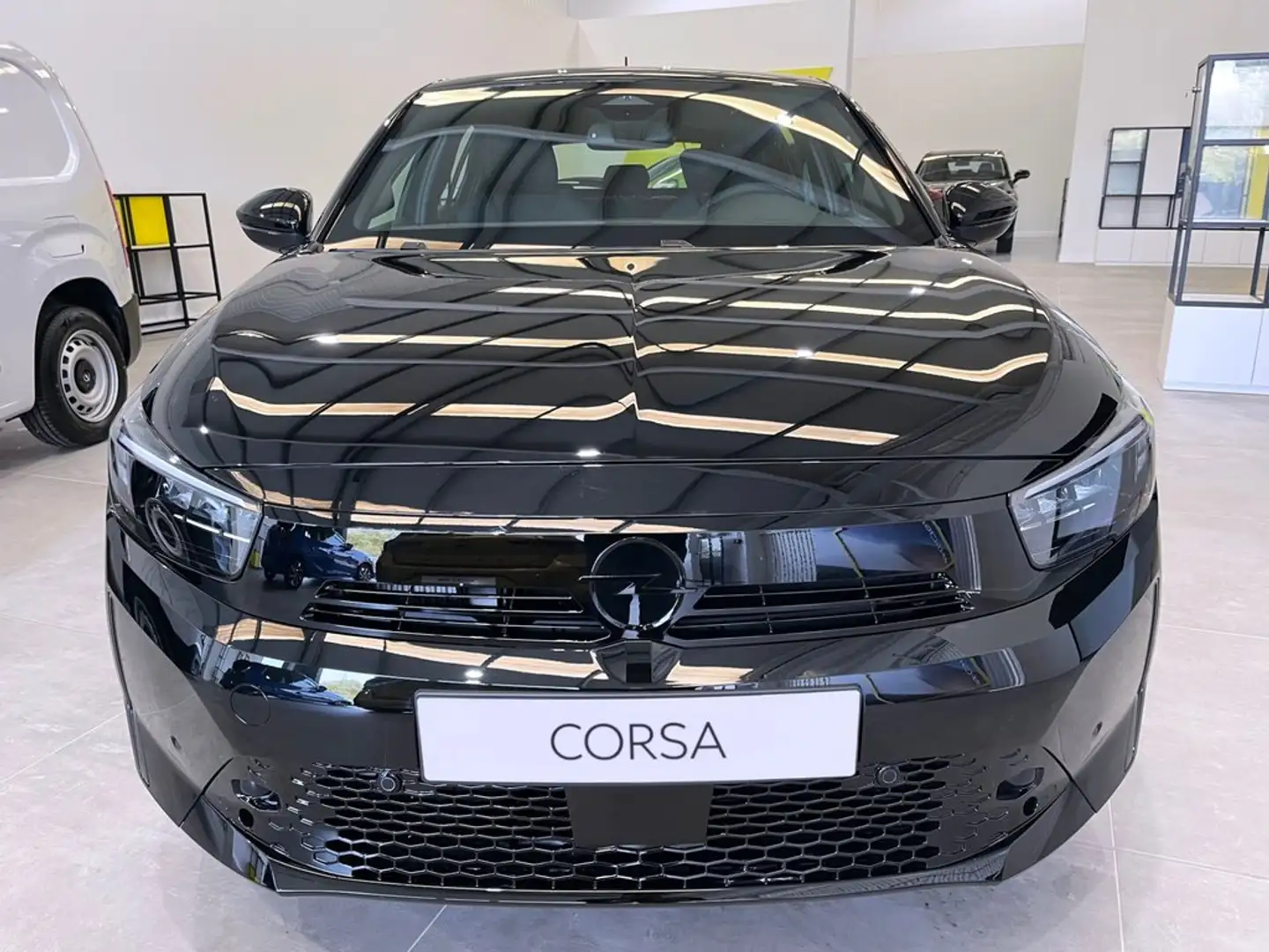 Opel Corsa 1.2T XHLHybrid 81kW GS eDCT Negro - 2