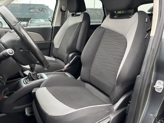 Citroen C4 Picasso view 13