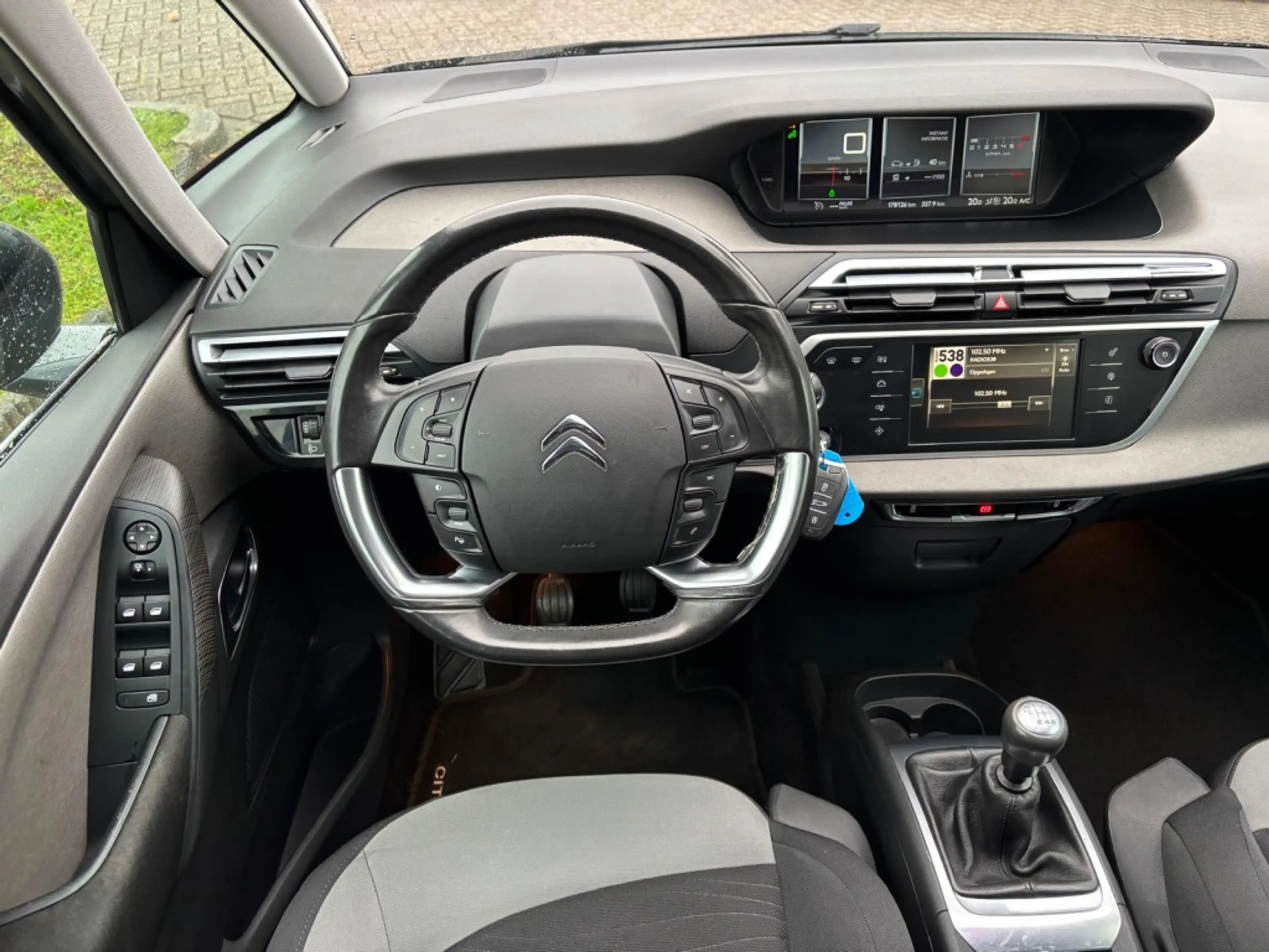 Citroen C4 Picasso 1.6 Intensive 2013 Trekhaak — photo 10