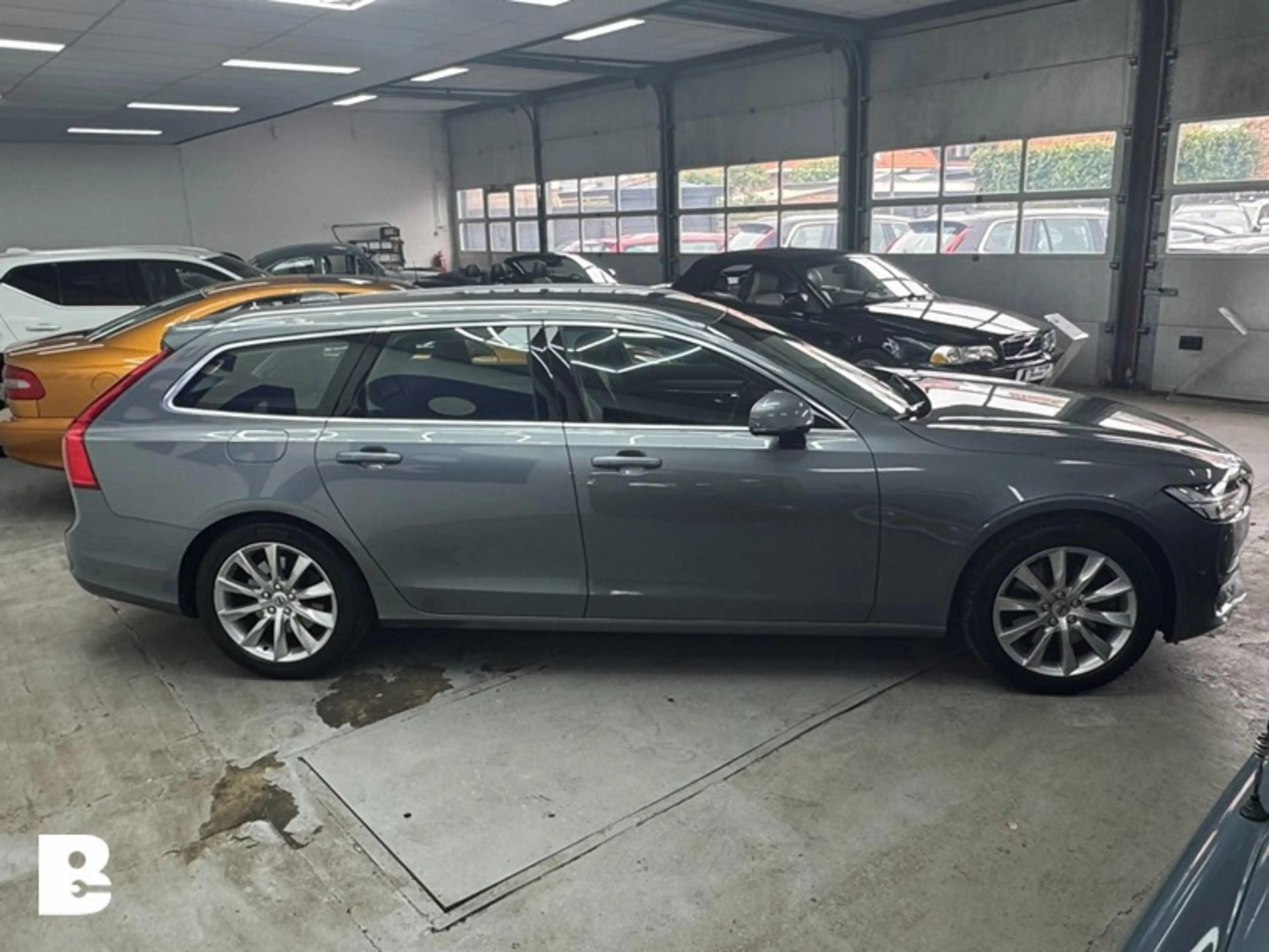 Volvo V90 2.0 T5 Momentum — photo 4
