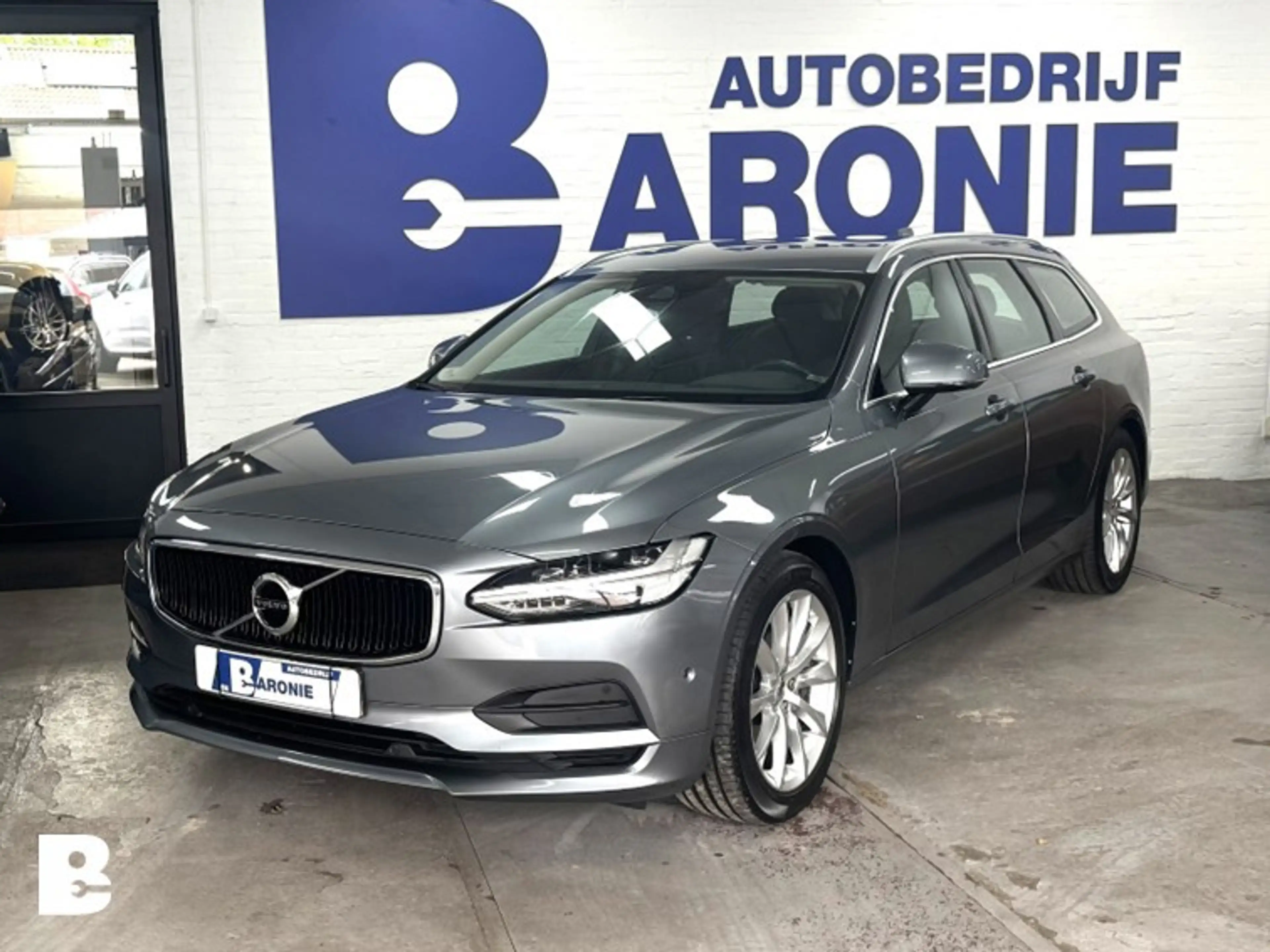 Volvo V90 2.0 T5 Momentum — photo 3