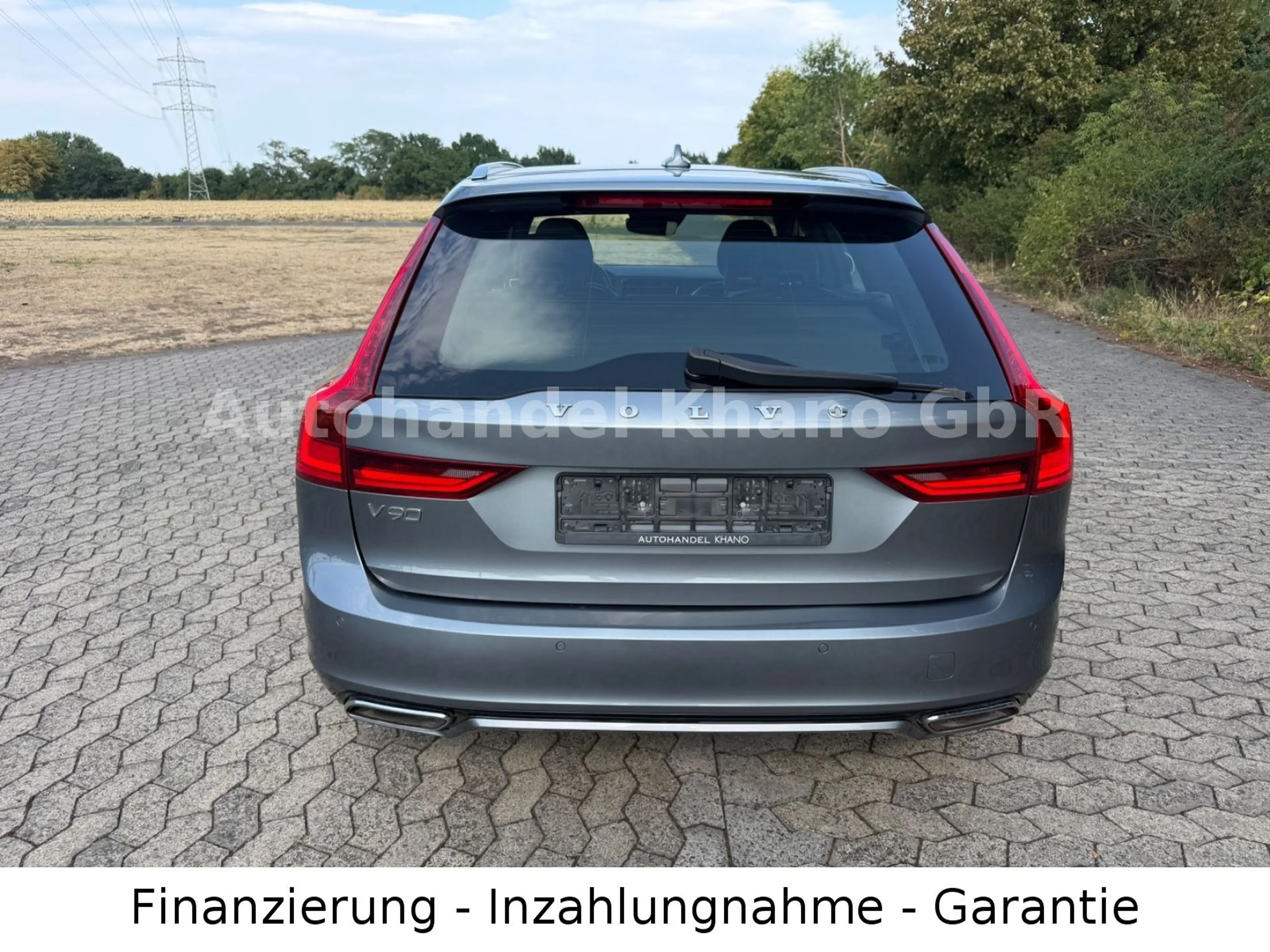 Volvo V90 Kombi R Design AWD — photo 8
