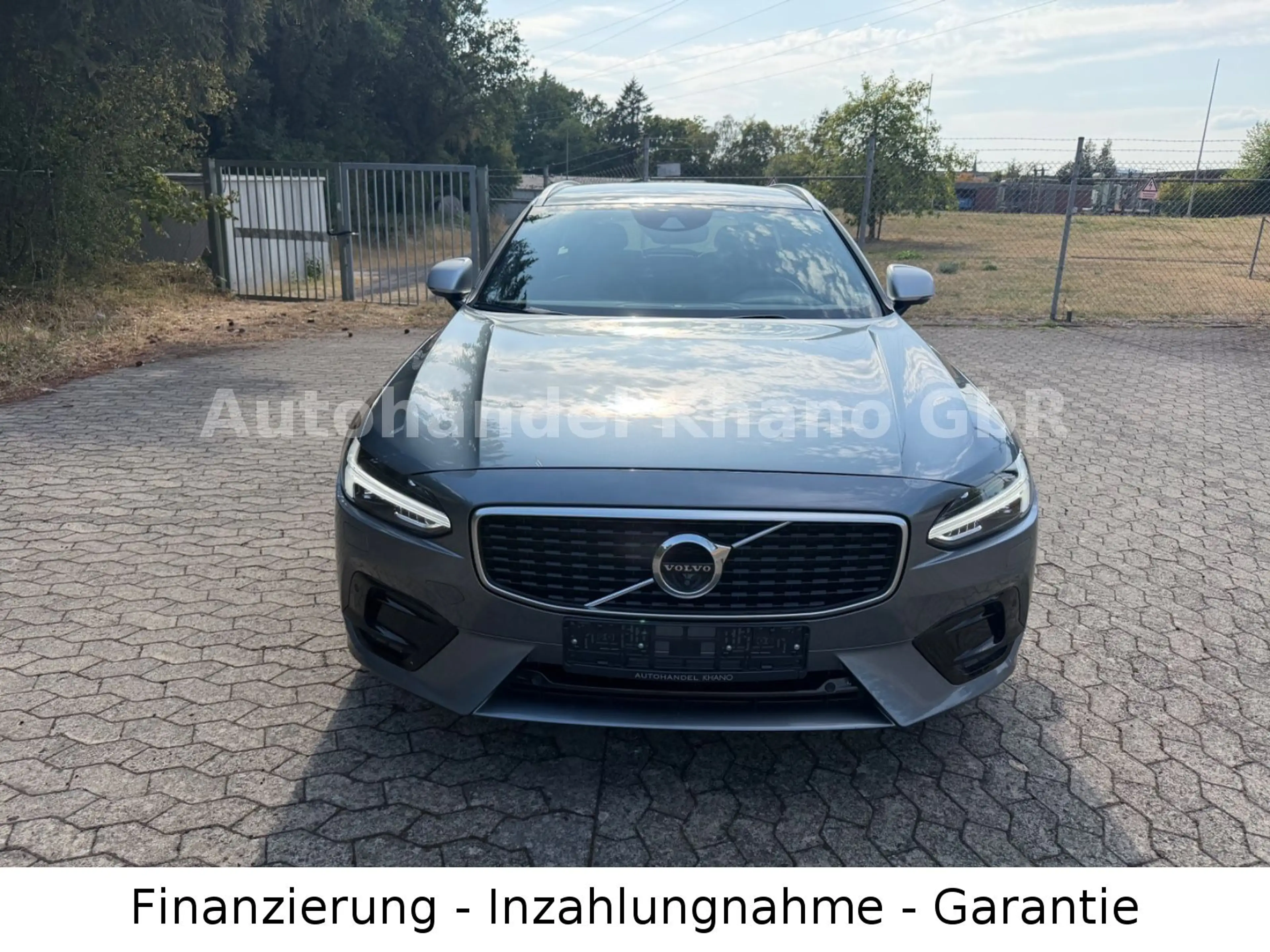 Volvo V90 Kombi R Design AWD — photo 3