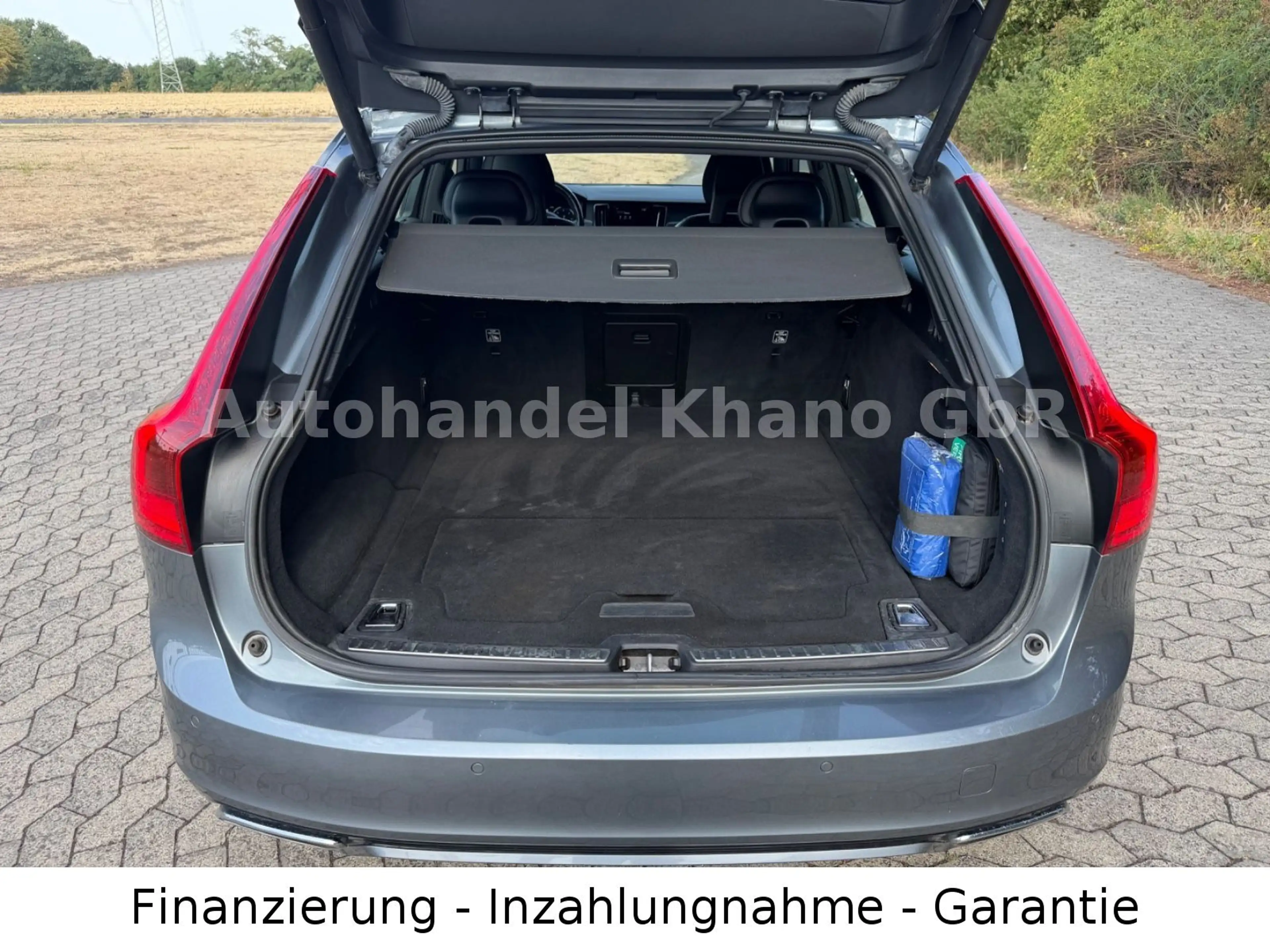 Volvo V90 Kombi R Design AWD — photo 7
