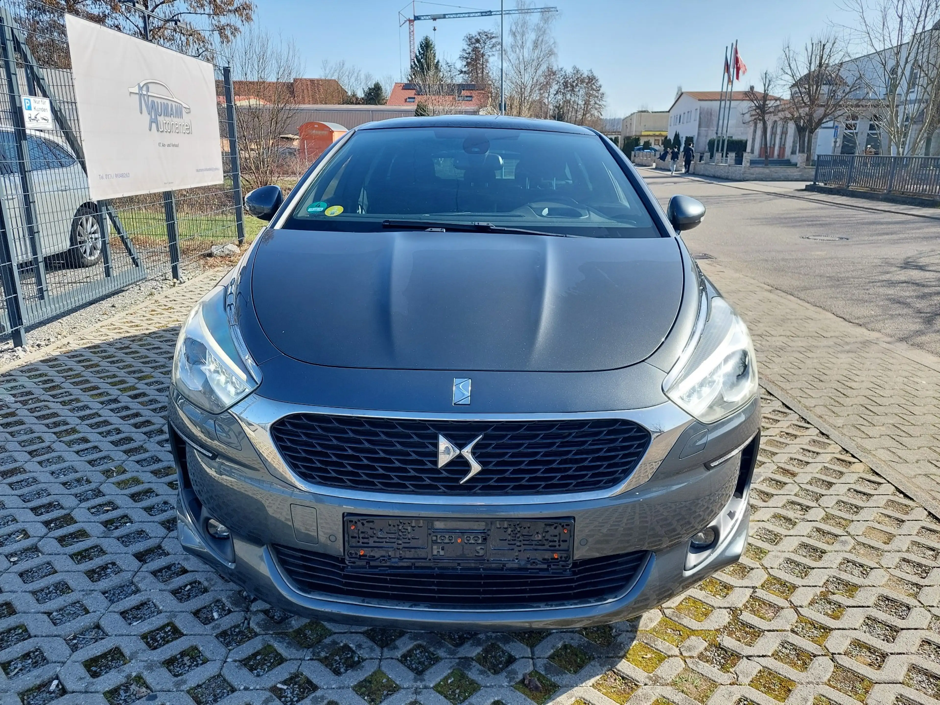 DS Automobiles DS 5 Basis — photo 2