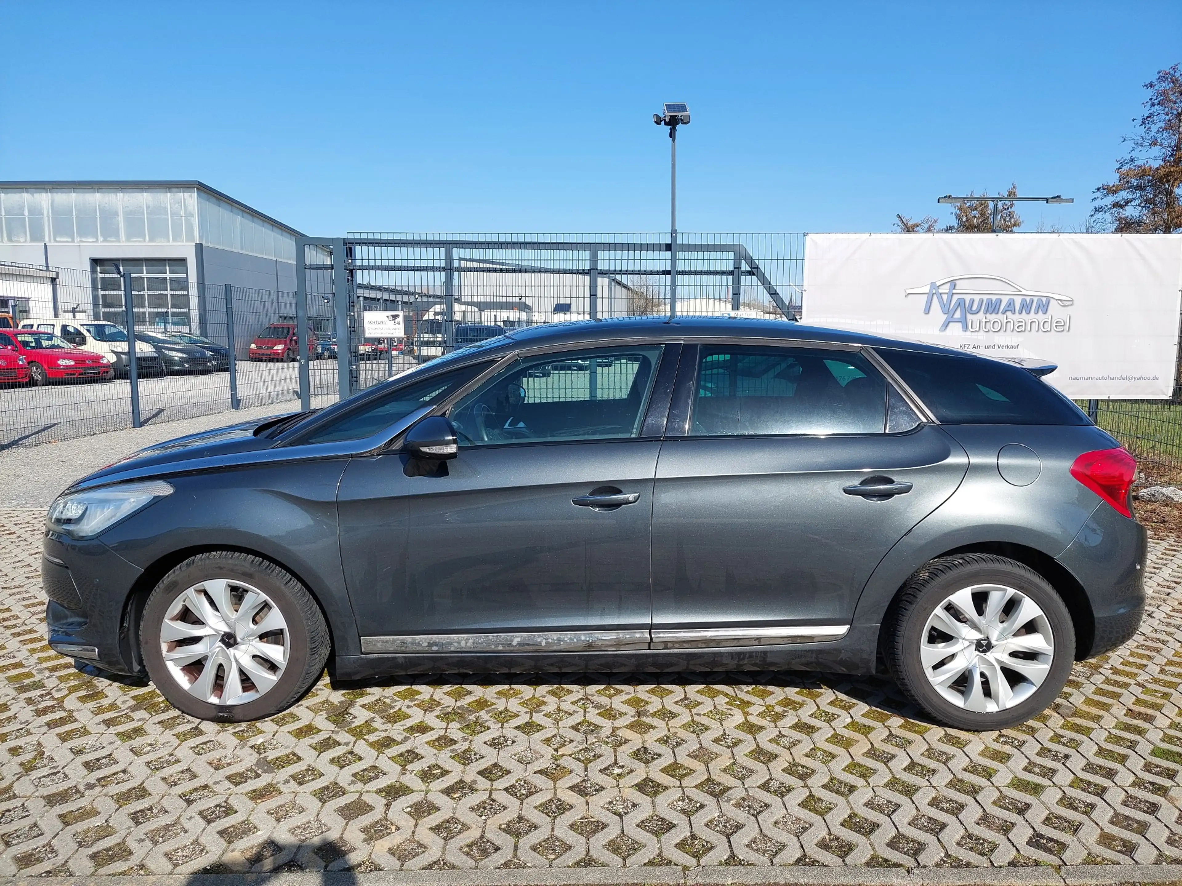 DS Automobiles DS 5 Basis — photo 4
