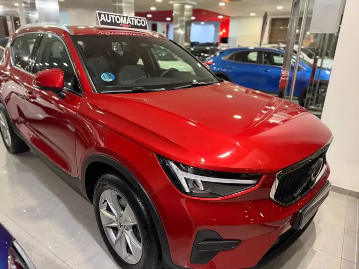 Volvo XC40 2024
