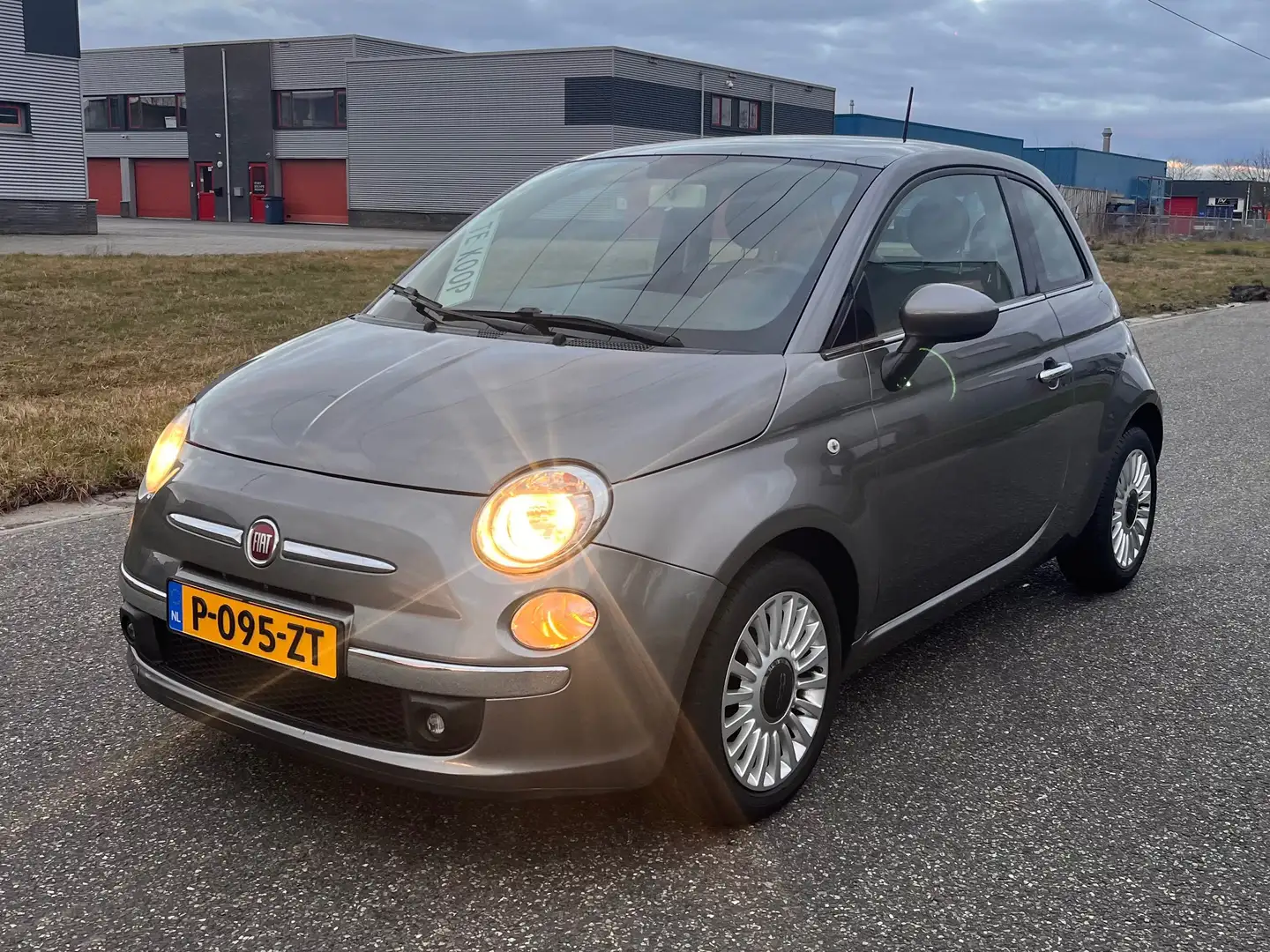 Fiat 500 0.9 TwinAir Lounge Grijs - 1