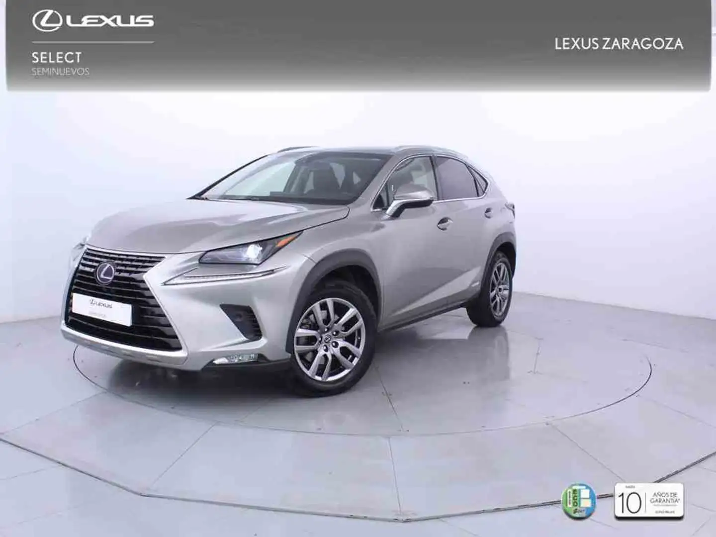 Lexus NX 300 300h Executive Navigation 4WD Gris - 1