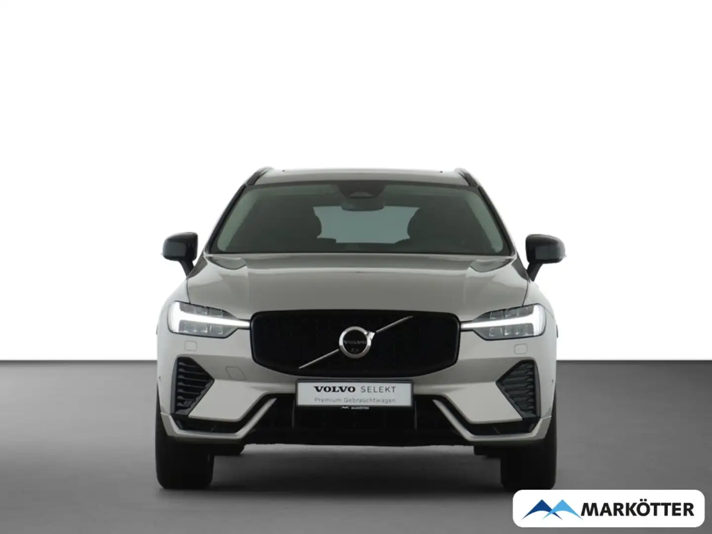 Volvo XC60 T8 Ultra Dark AWD B&W/360°CAM/BLIS/PANO/ACC Silber - 2