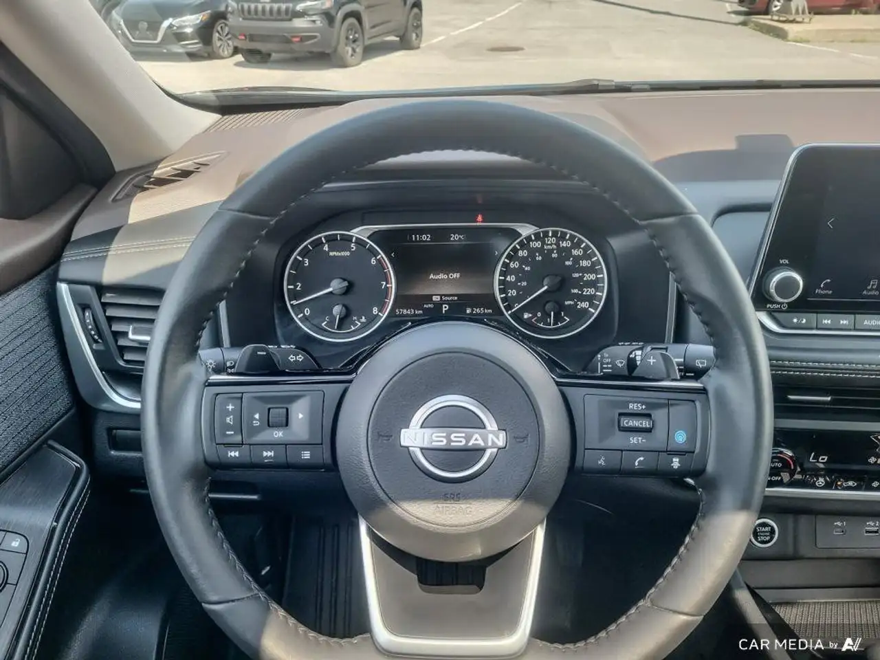 Nissan Rogue снимка Nissan Rogue