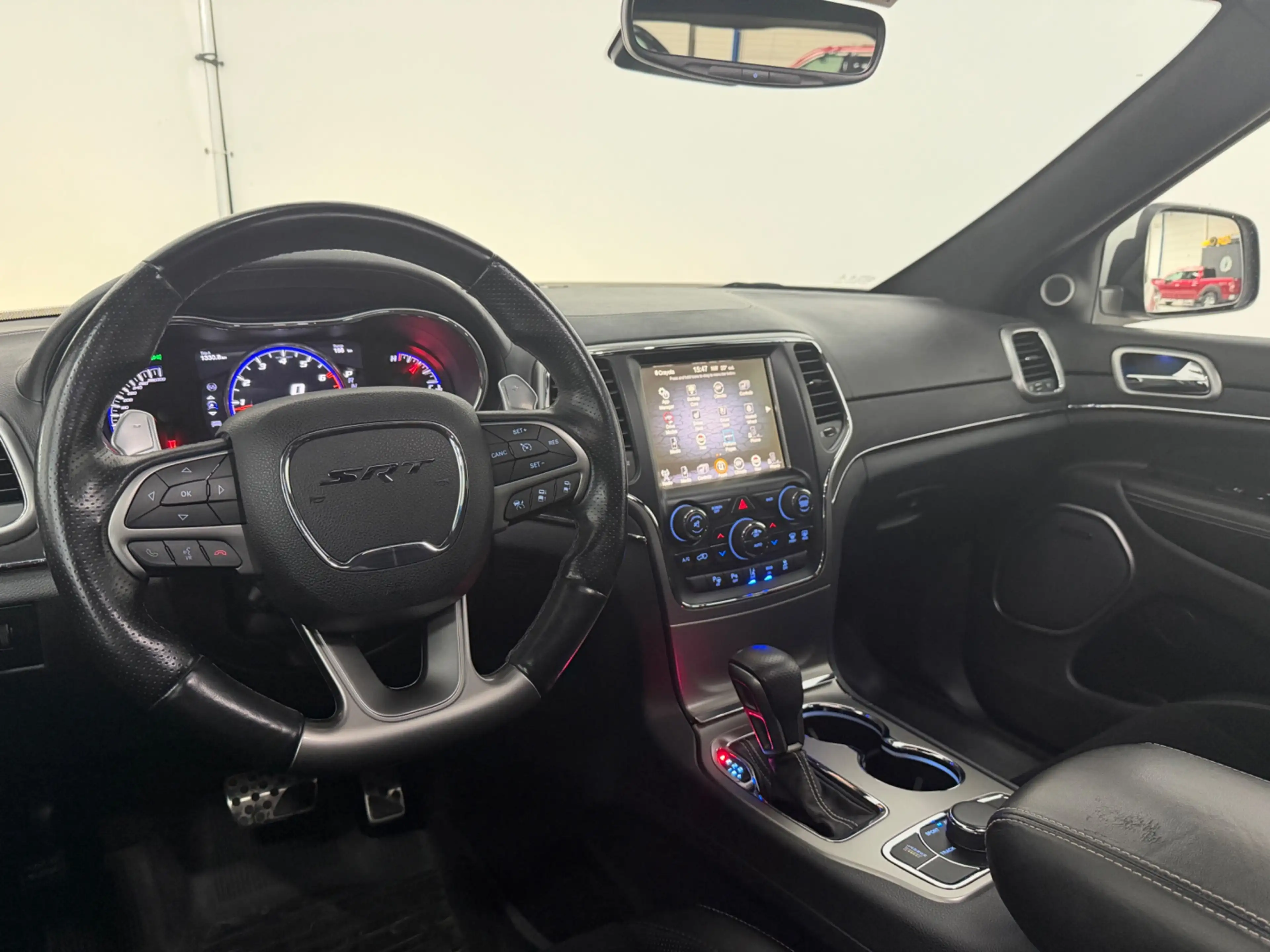Jeep Grand Cherokee 6.4 HEMI SRT|PANO|MEMORY|LEDER|INRUIL MOGELIJK| — photo 10