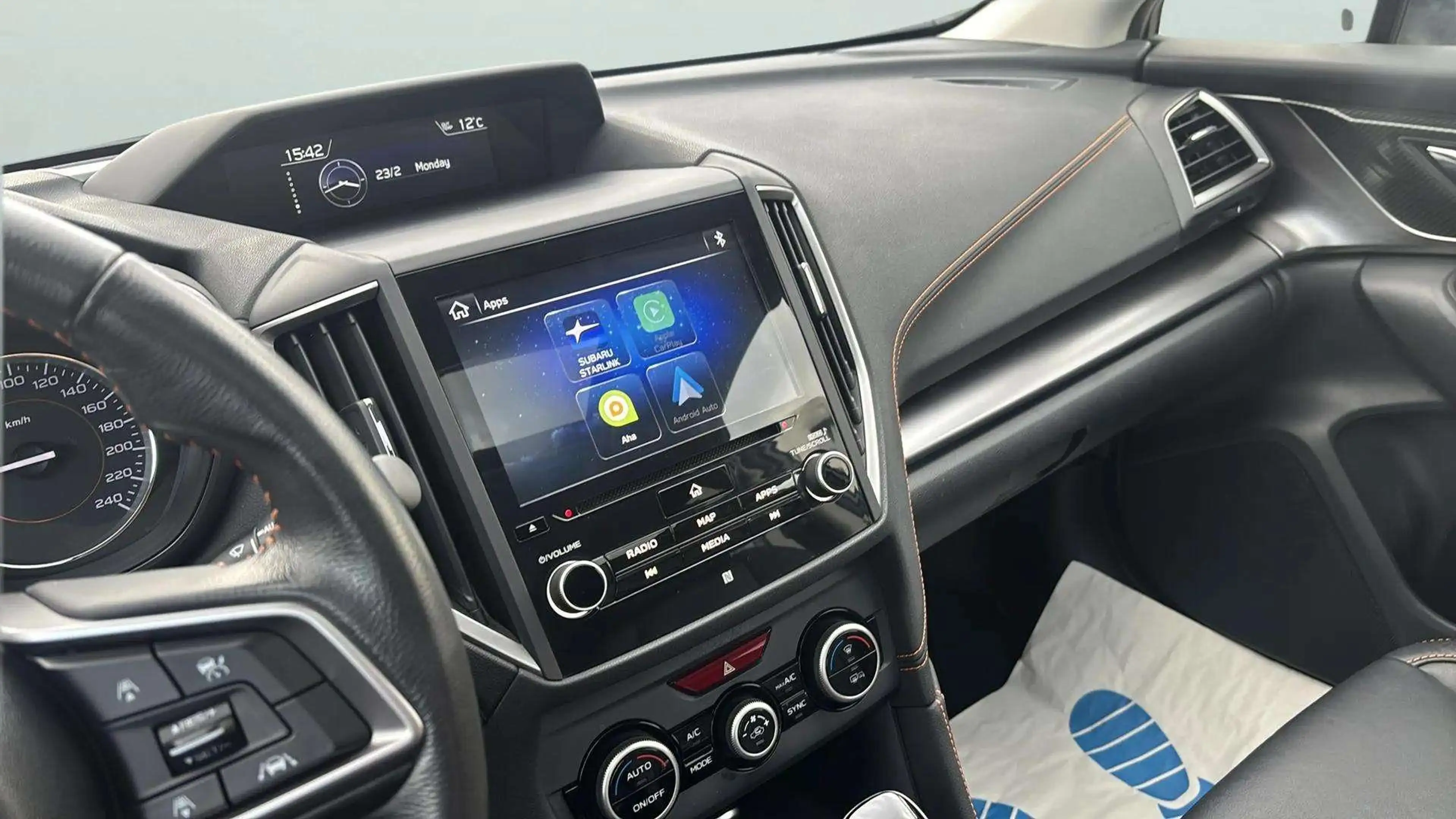 Subaru XV Automatik*SHZ*Temp.*Kamera*AHK*BT*Navi*Leder*Spur. — photo 14