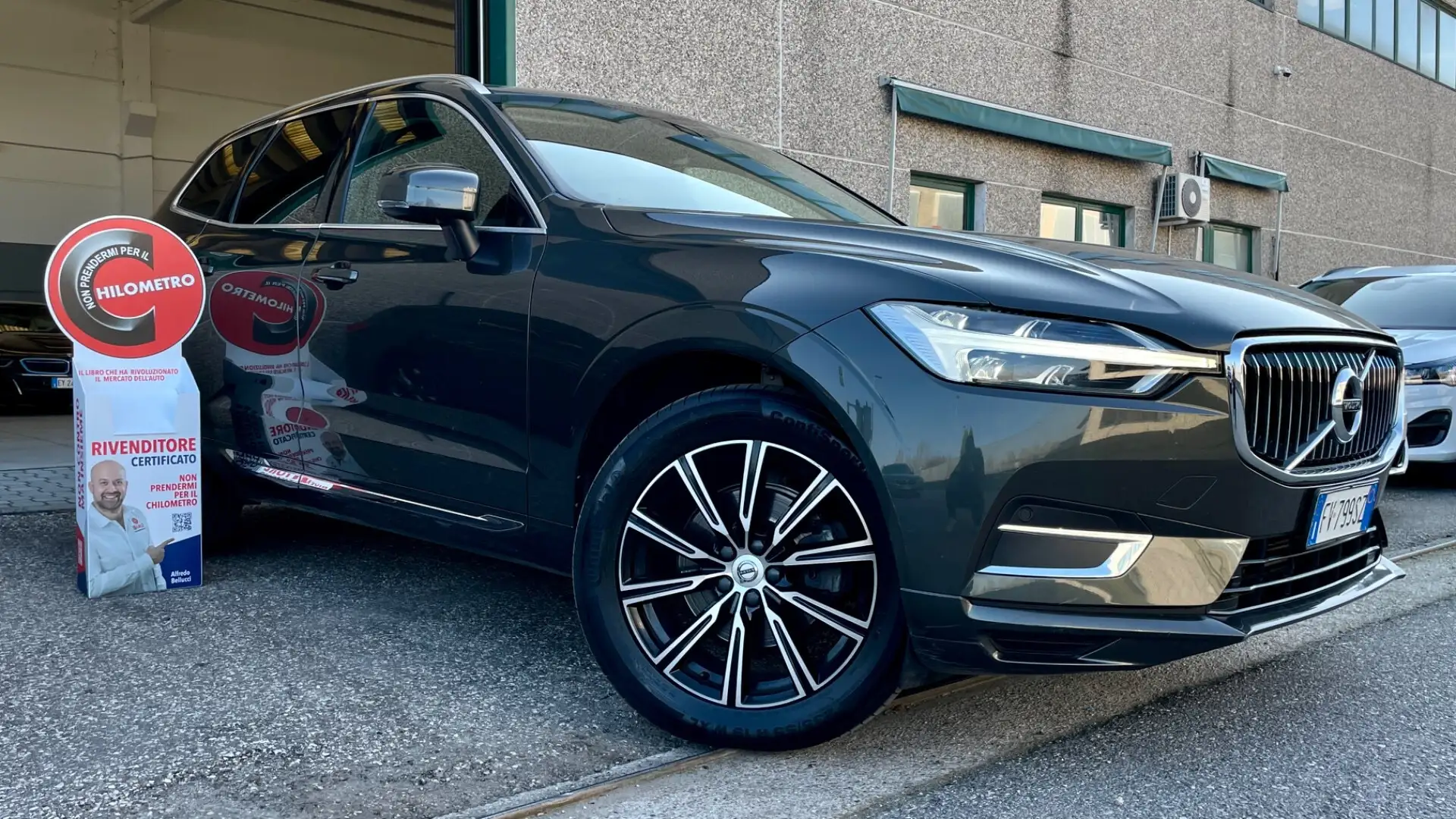 Volvo XC60 XC60 D4 Geartronic Inscription PELLE LED Verde - 1