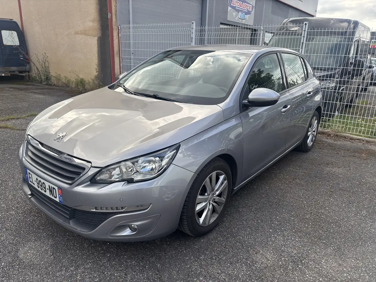 Peugeot 308 1.6 BLUEHDI 120CH ACCESS BUSINESS S\\u00