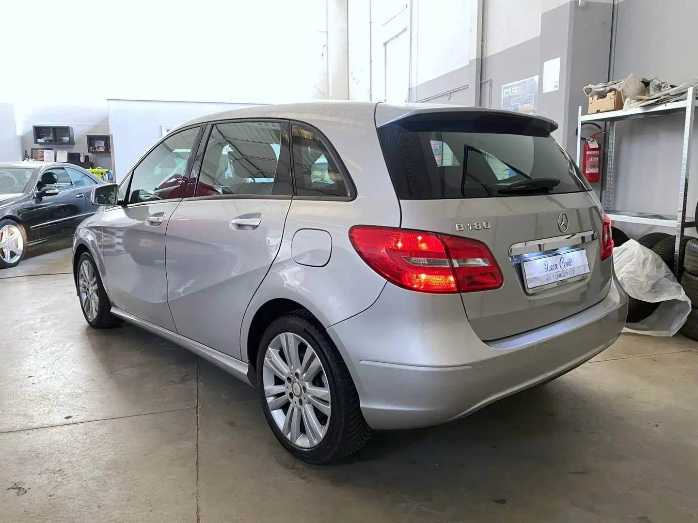 Mercedes-Benz B 180 CDI Executive -Attention Assist+Garanzia12m- Stříbrná - 2