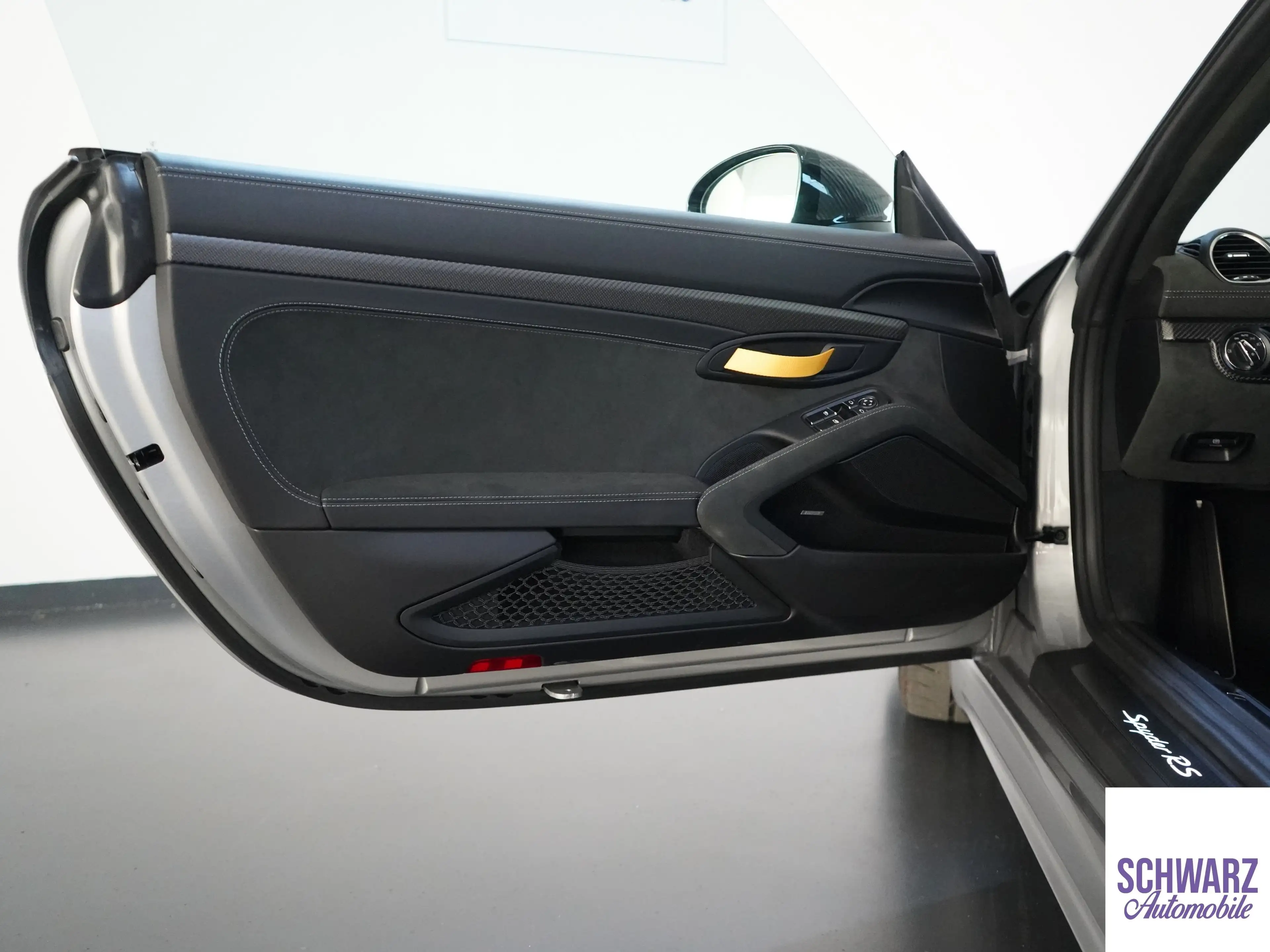 Porsche 718 Spyder Spyder RS — photo 15