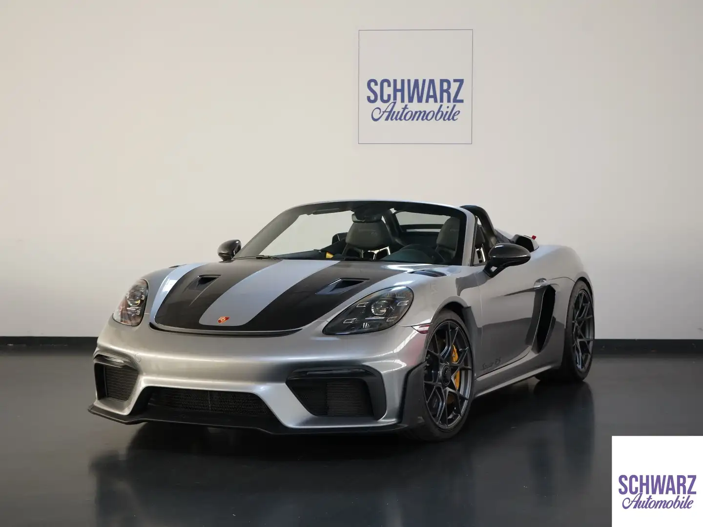 Porsche 718 Spyder Spyder RS Silber - 1
