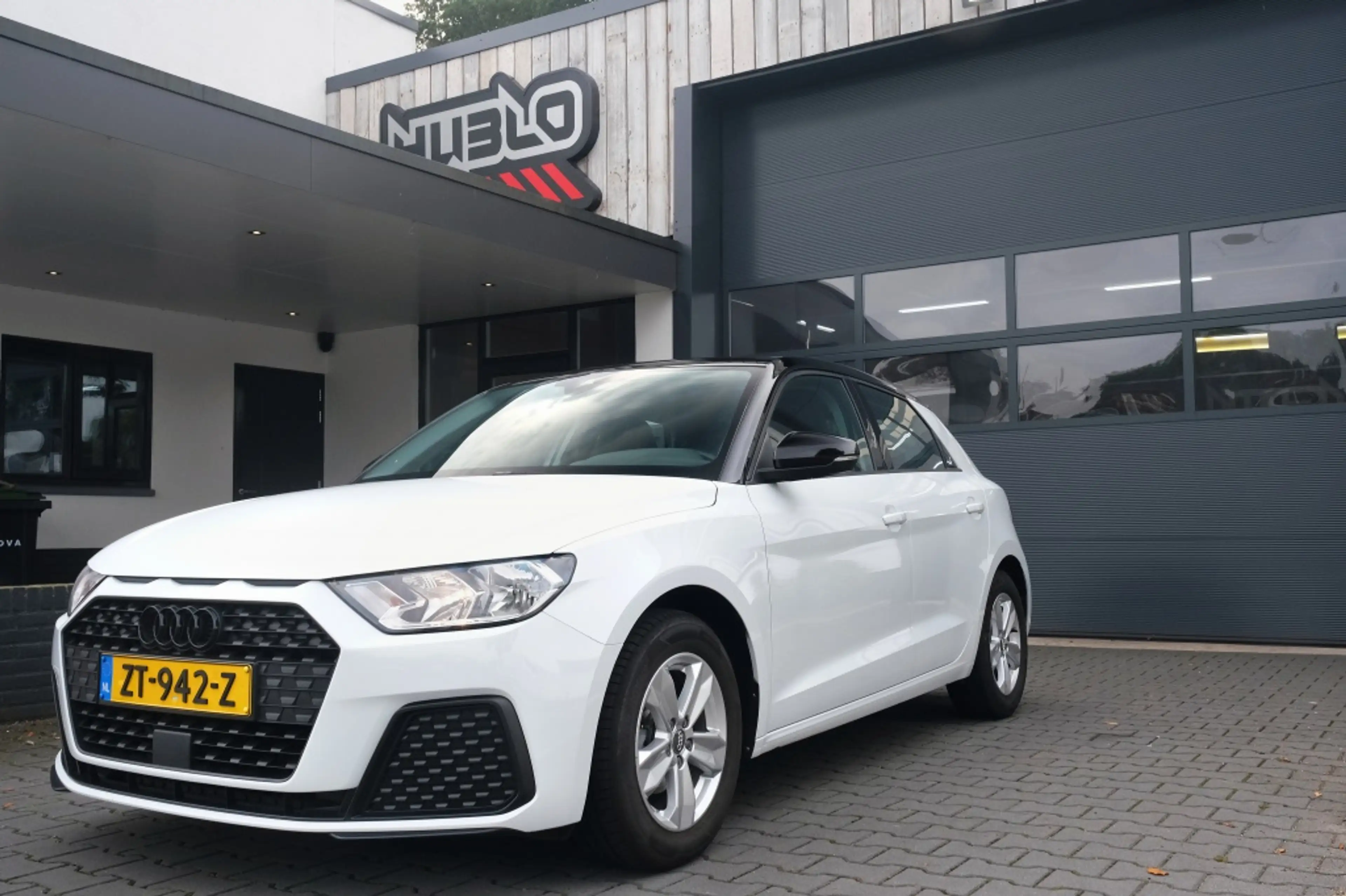 Audi A1 Sportback 25 TFSI Pro Line Nieuw model! Carplay — photo 8