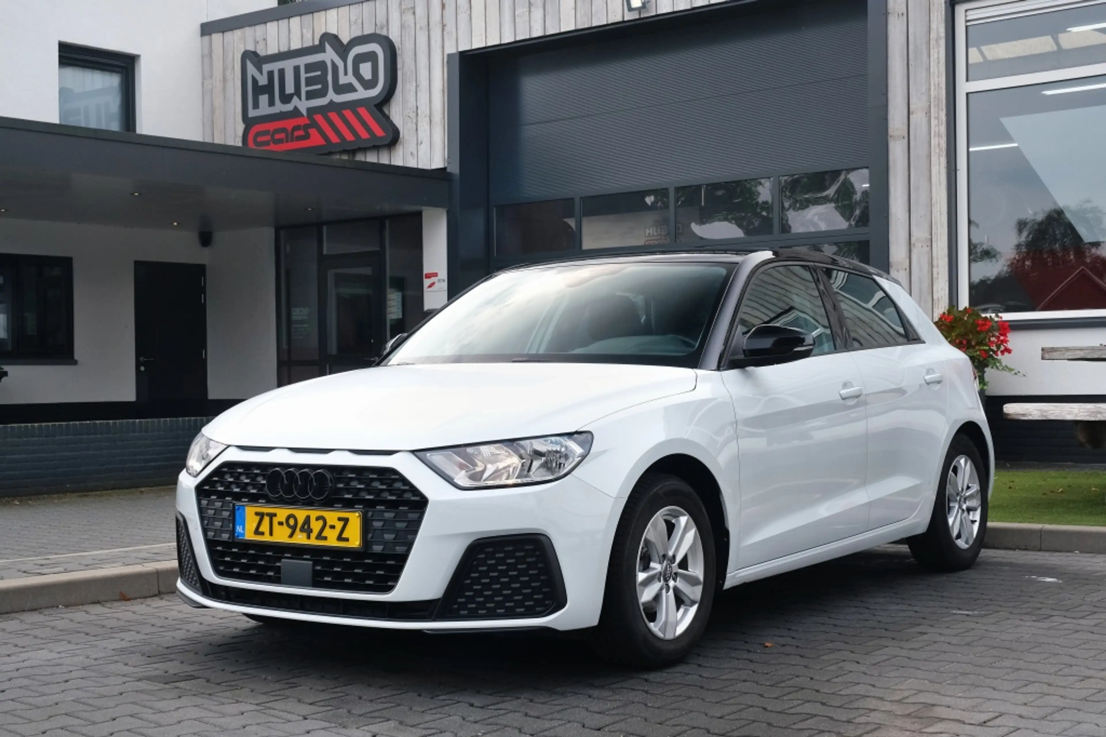 Audi A1 Sportback 25 TFSI Pro Line Nieuw model! Carplay