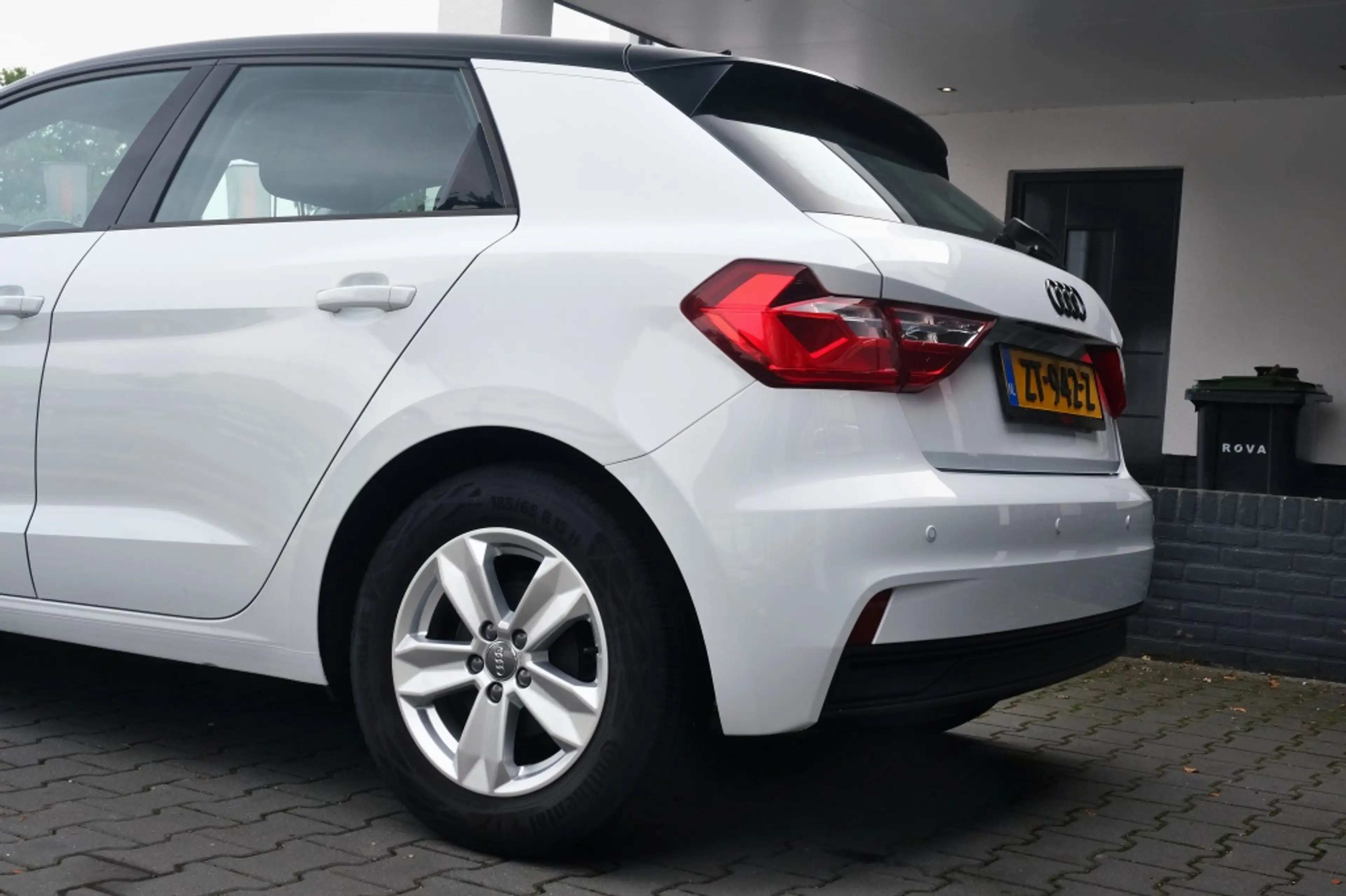 Audi A1 Sportback 25 TFSI Pro Line Nieuw model! Carplay — photo 11