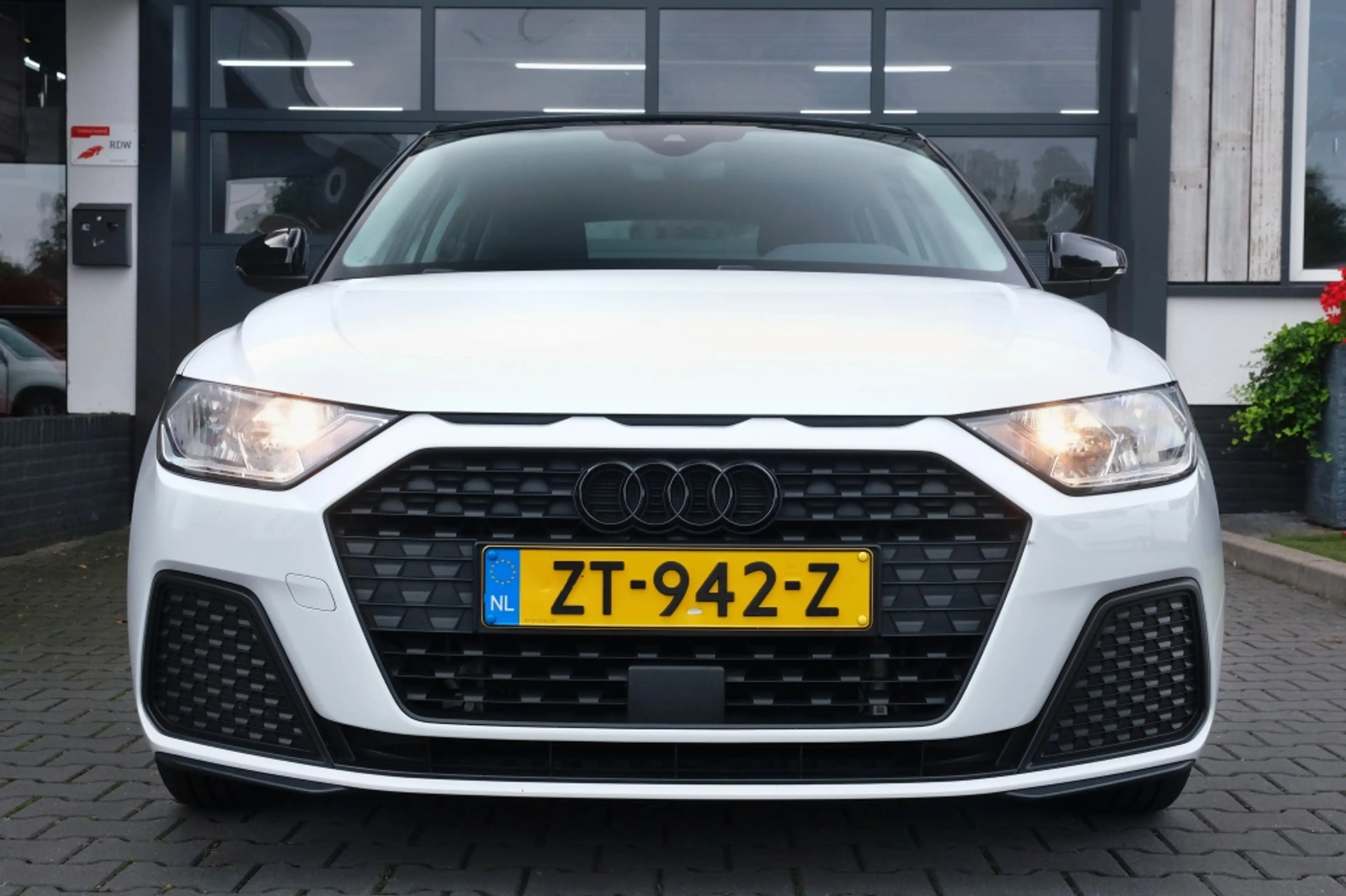 Audi A1 Sportback 25 TFSI Pro Line Nieuw model! Carplay — photo 7