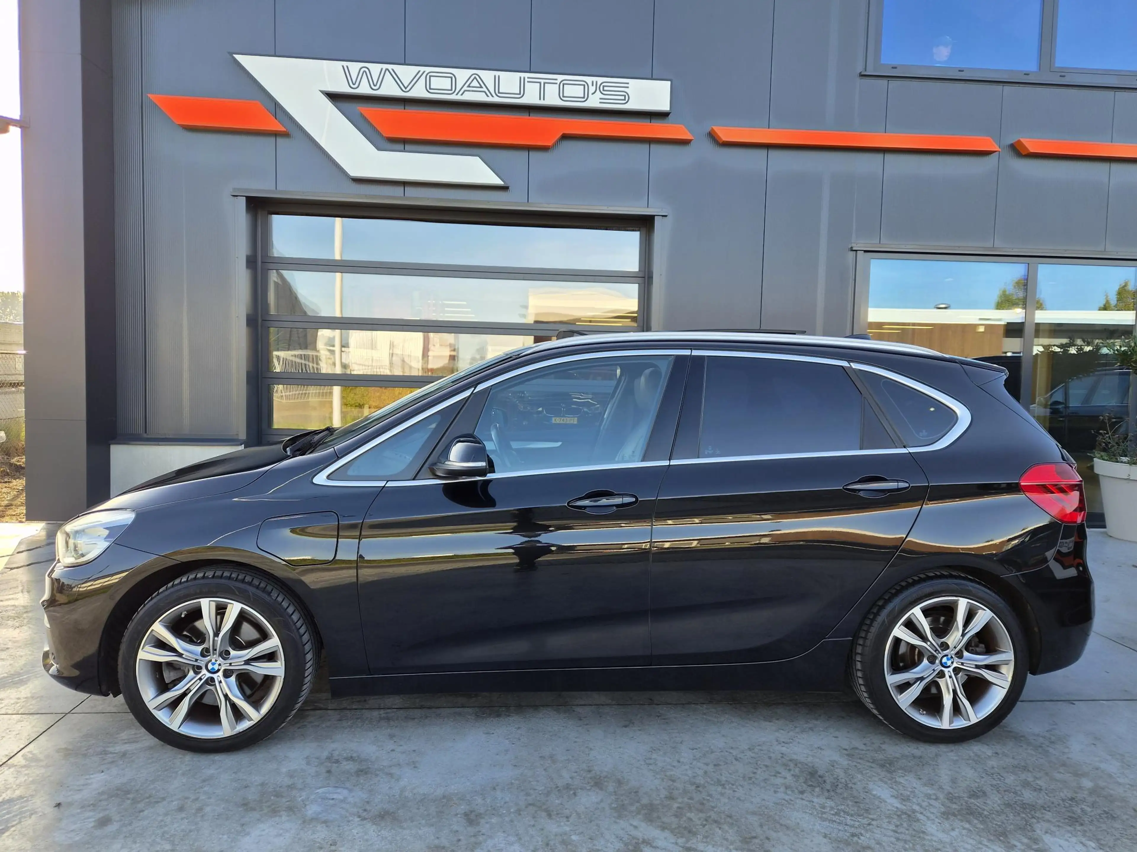 BMW 225 2-serie Active Tourer 225xe Centennial High Execut — photo 3