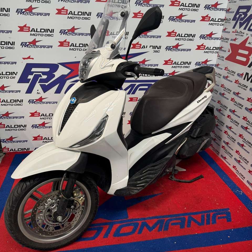 Piaggio Beverly 400
