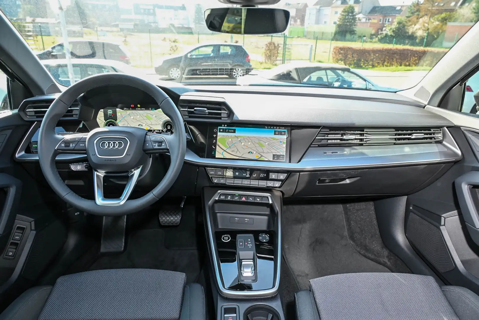 Audi A3 Sportback 40 TFSI e S line Navi LED Kamera Gris - 2