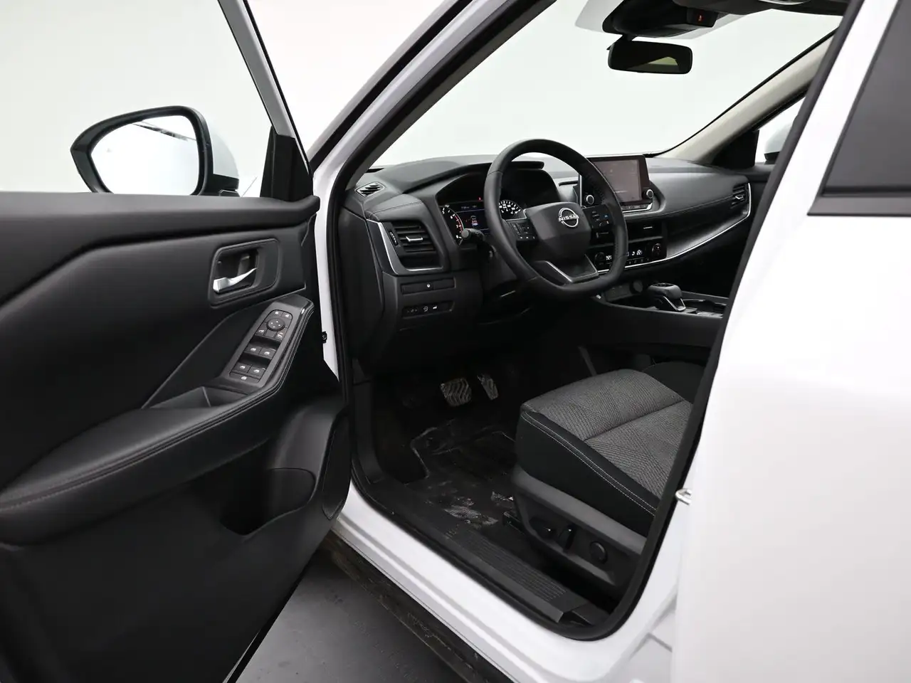 Nissan Rogue photo Nissan Rogue