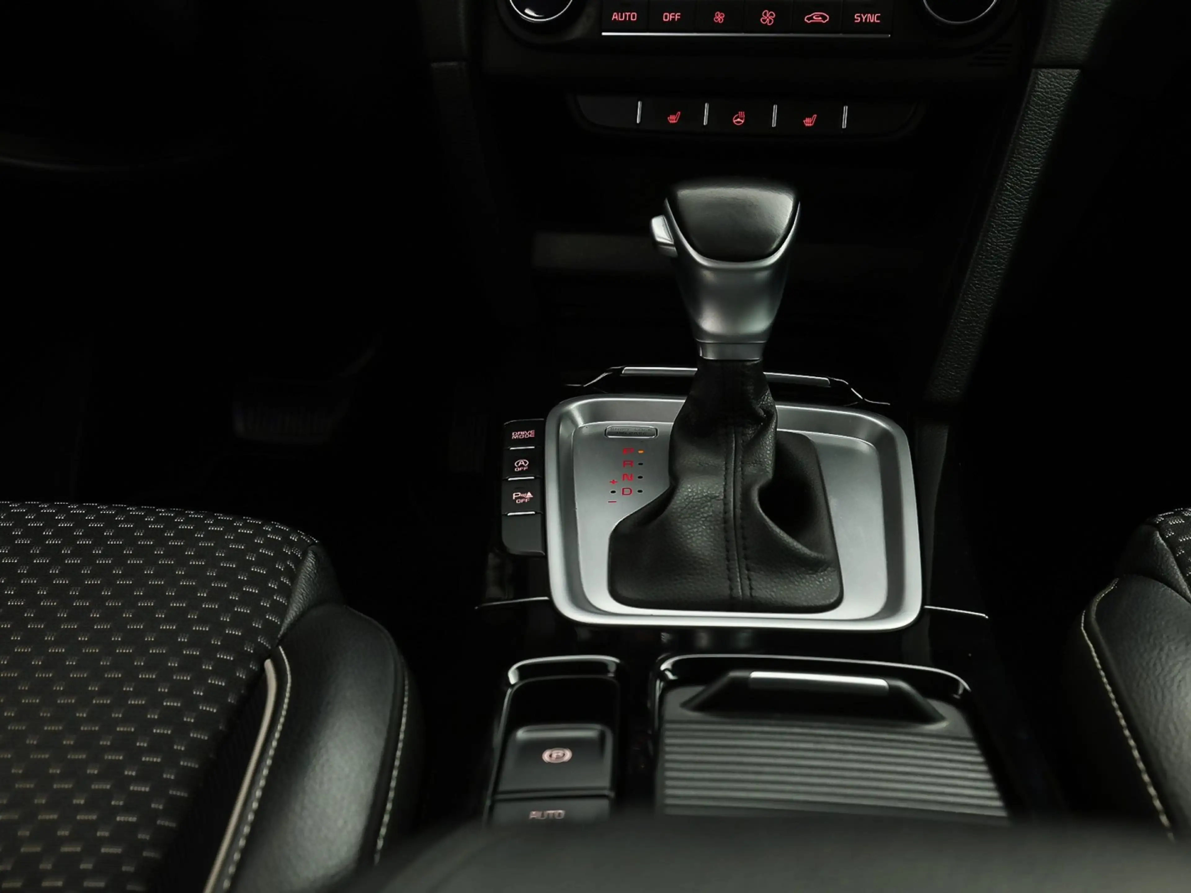 Kia Ceed / cee'd 1.5 T-GDi DynamicPlusLine 160Pk Automaat (APPLE CA — photo 11
