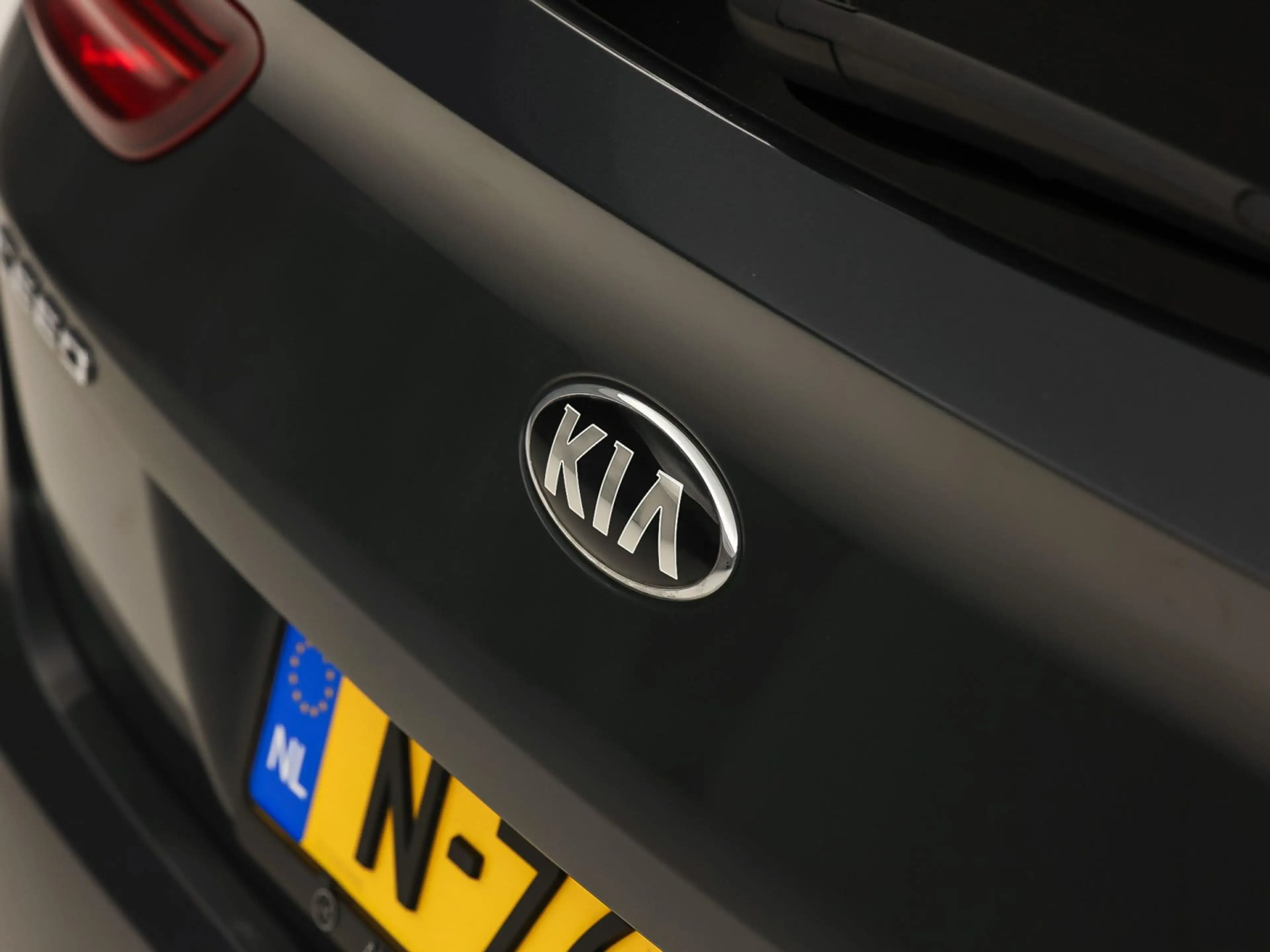 Kia Ceed / cee'd 1.5 T-GDi DynamicPlusLine 160Pk Automaat (APPLE CA — photo 41