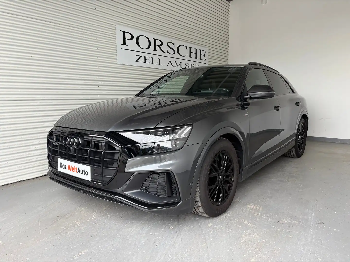 Audi Q8 50 TDI quattro Grau - 1