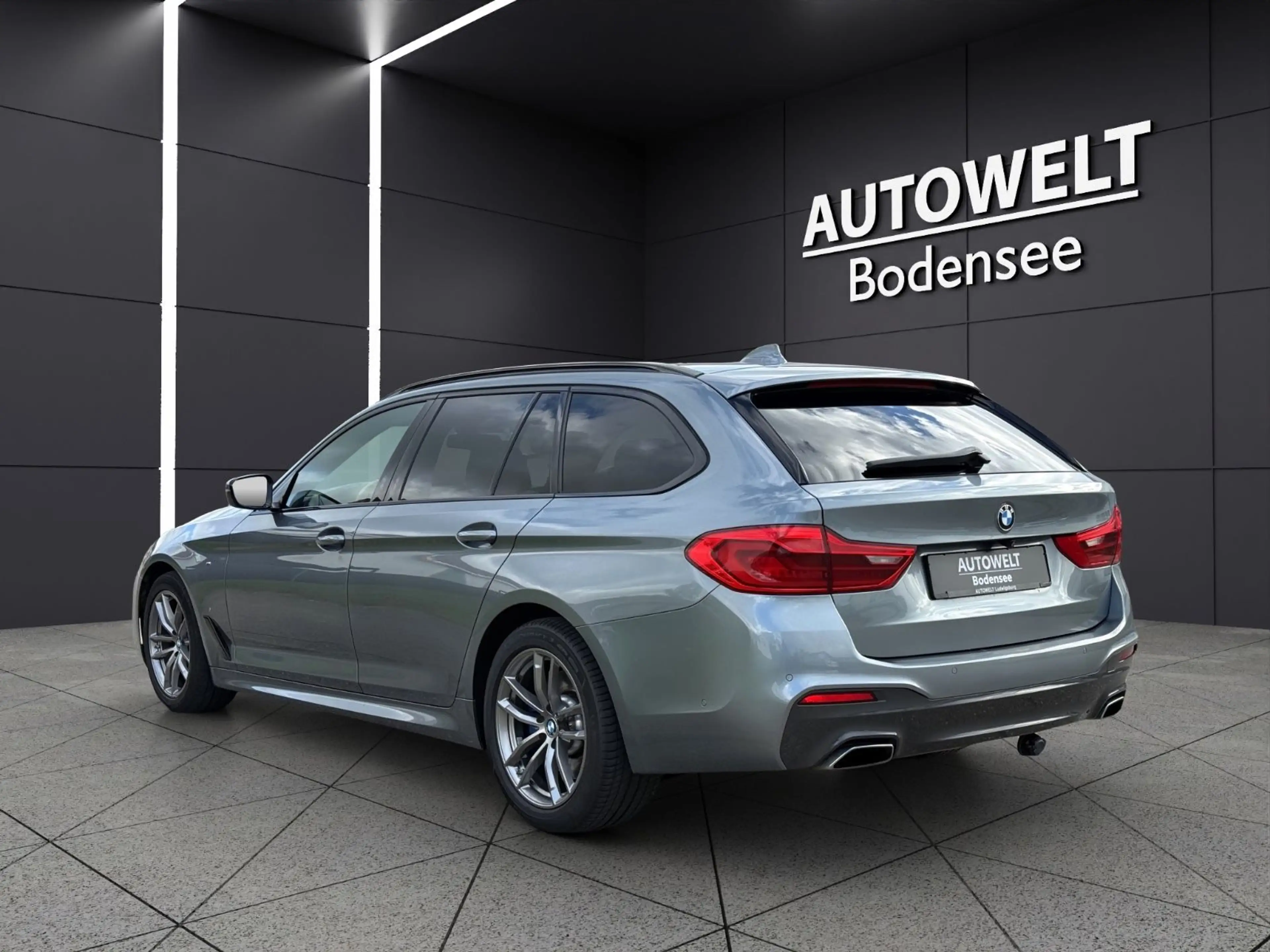 BMW 530 d Touring M-Sport TOP AUSSTATTUNG — photo 7
