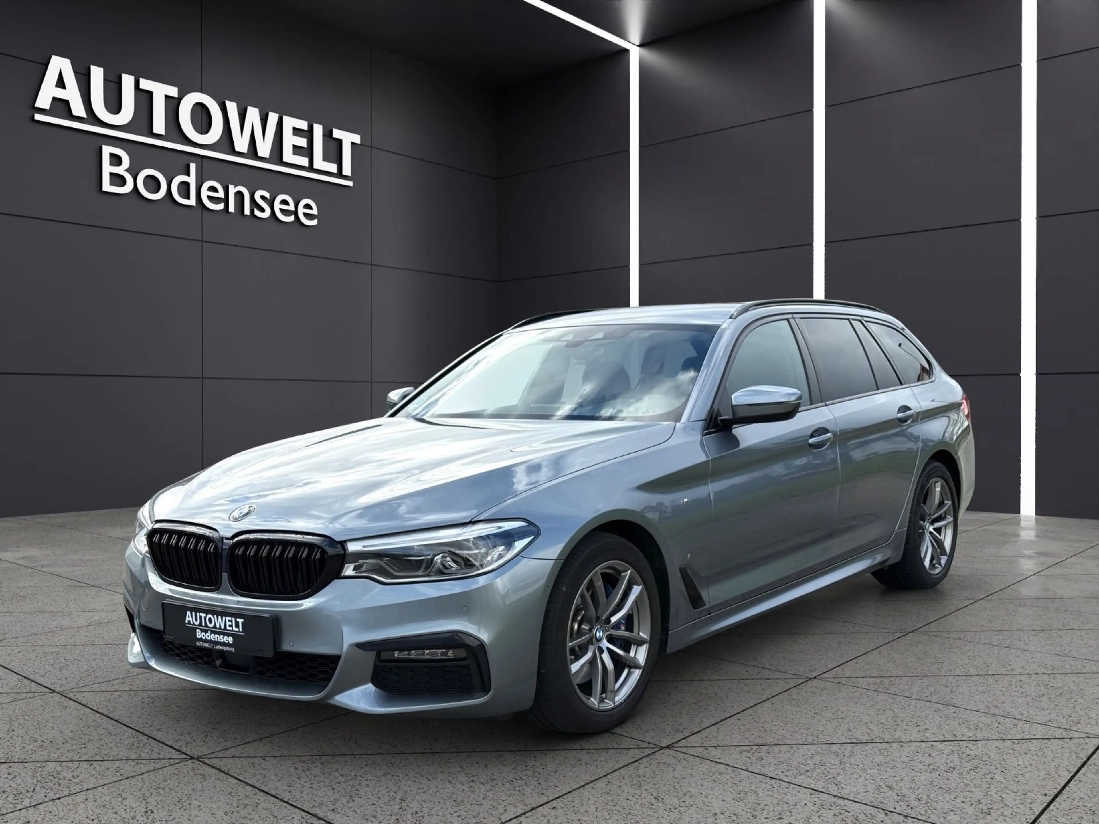 BMW 530 d Touring M-Sport TOP AUSSTATTUNG