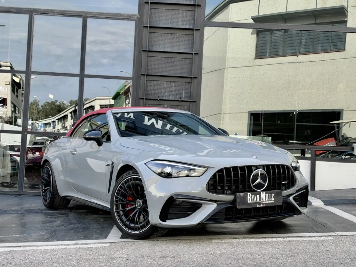 Mercedes-Benz CLE 220 Cabrio 53 AMG 4Matic Gris - 1