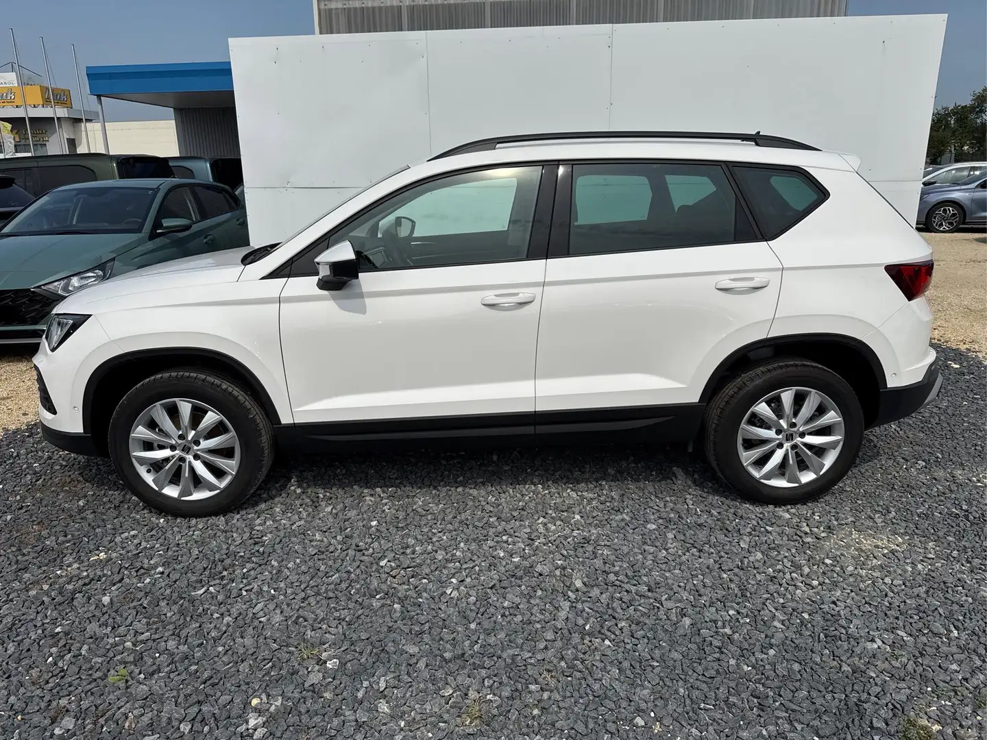 SEAT Ateca STYLE PLUS 1.5 TSI DSG BLACK PACK SHZ RFK ACC 1... Weiß - 2