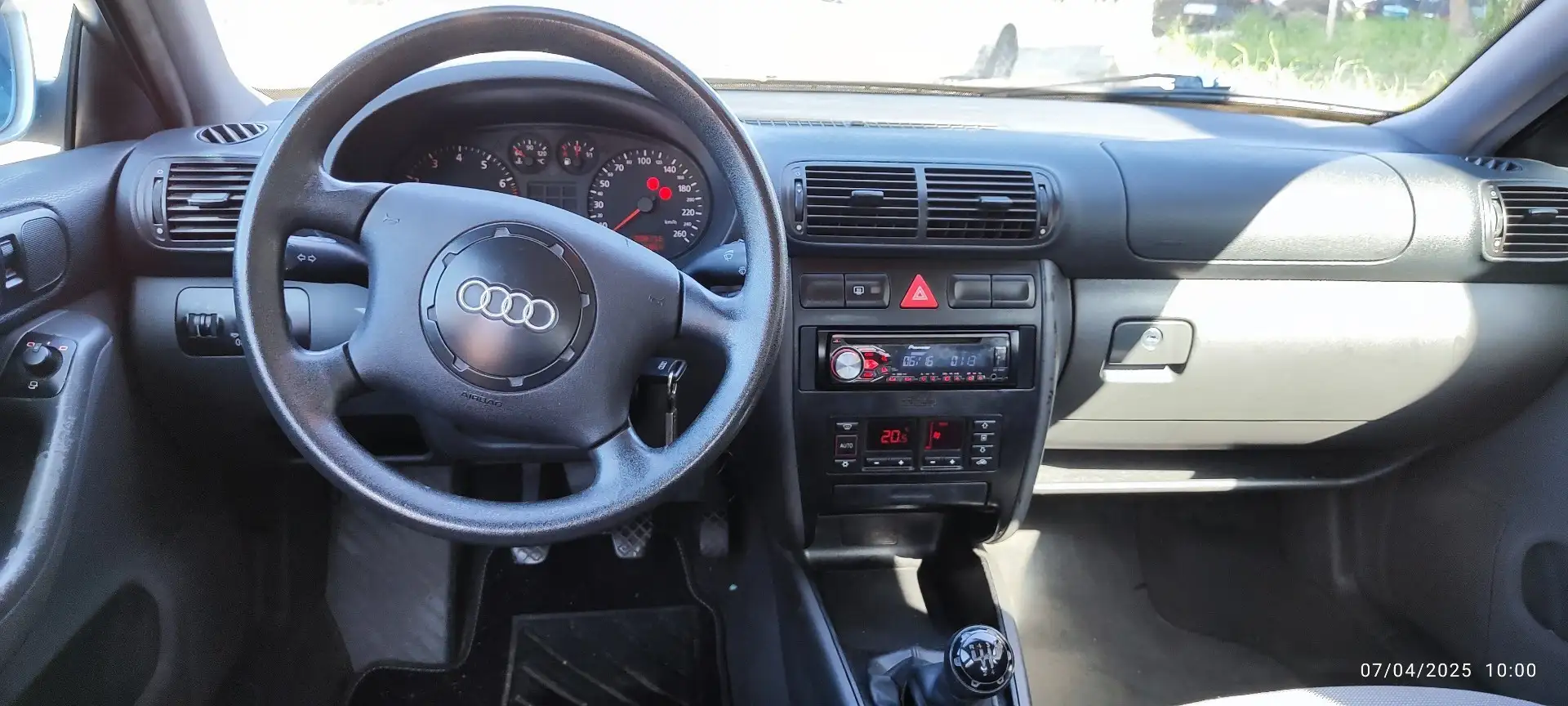 Audi A3 Attraction - 1