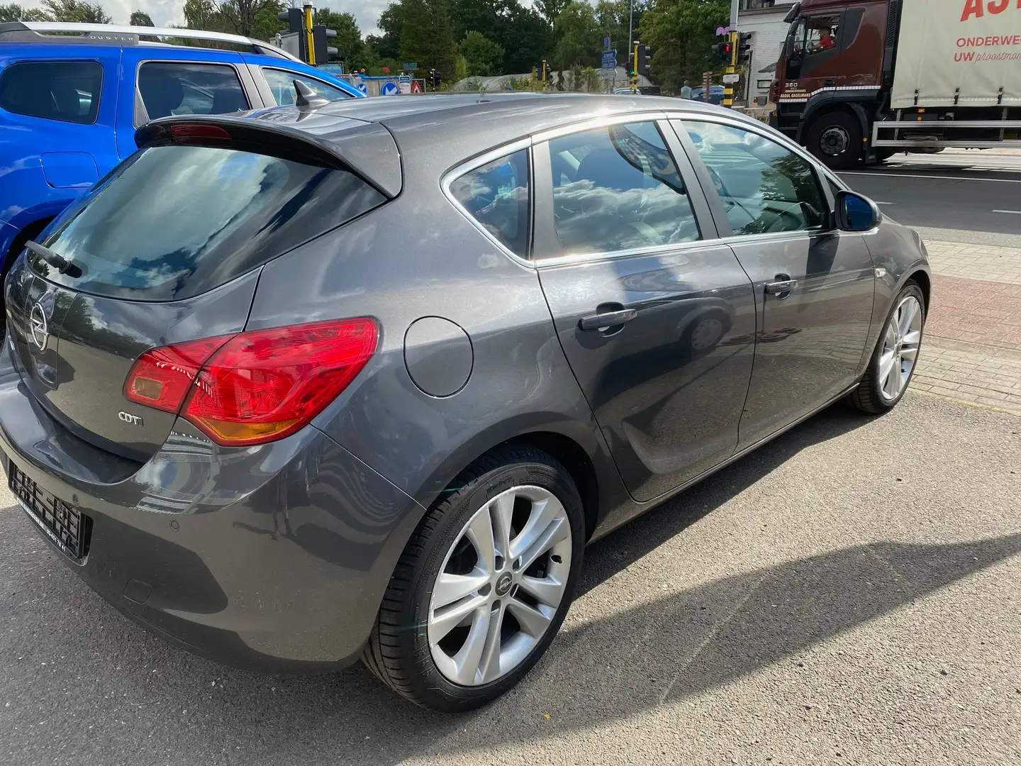 Opel Astra Astra 1.7 CDTI DPF Cosmo MET GARANTIE Gris - 2