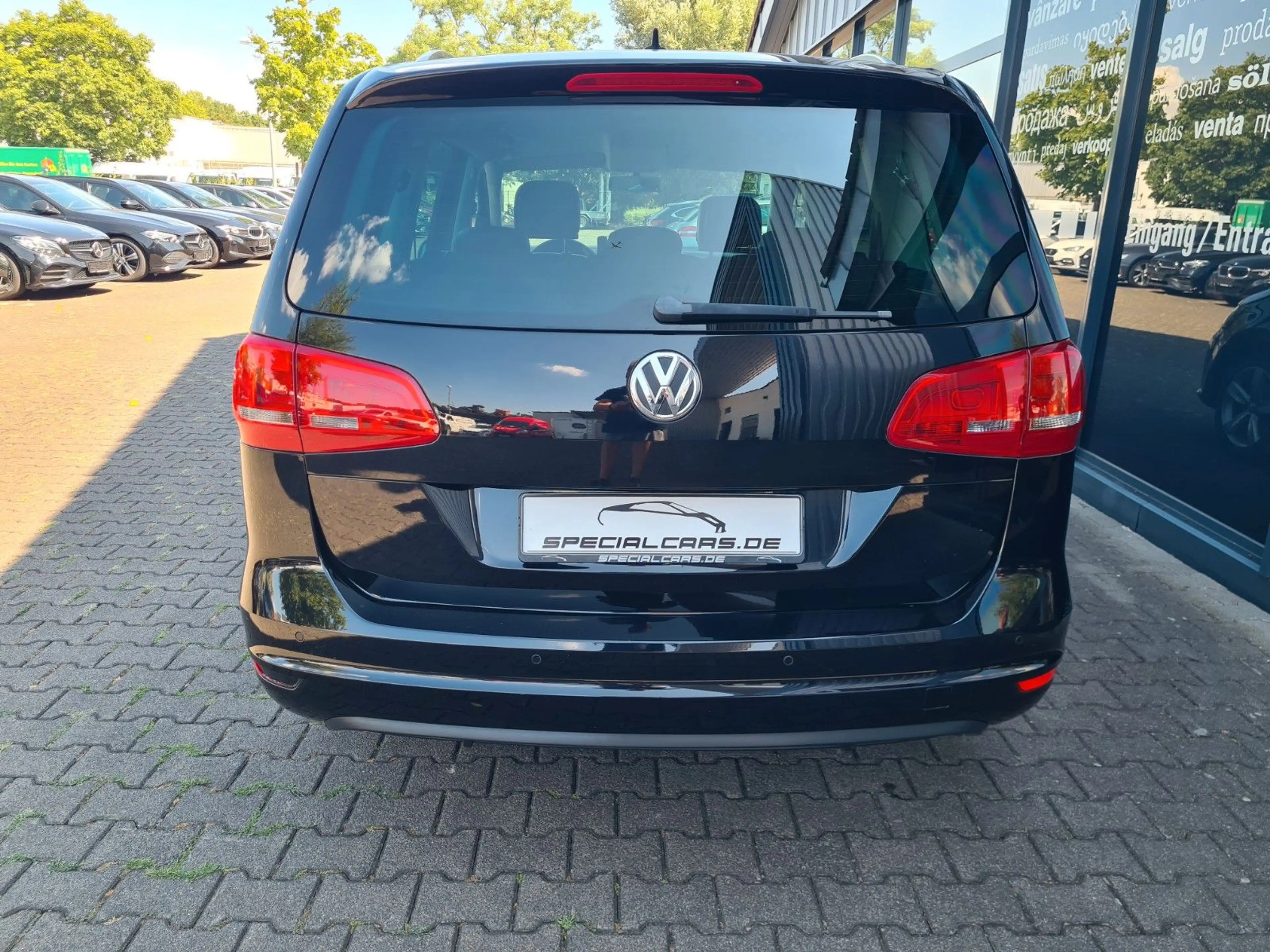 Volkswagen Sharan Highline 2.0 TSi DSG - 7 SITZER - eTüren — photo 6