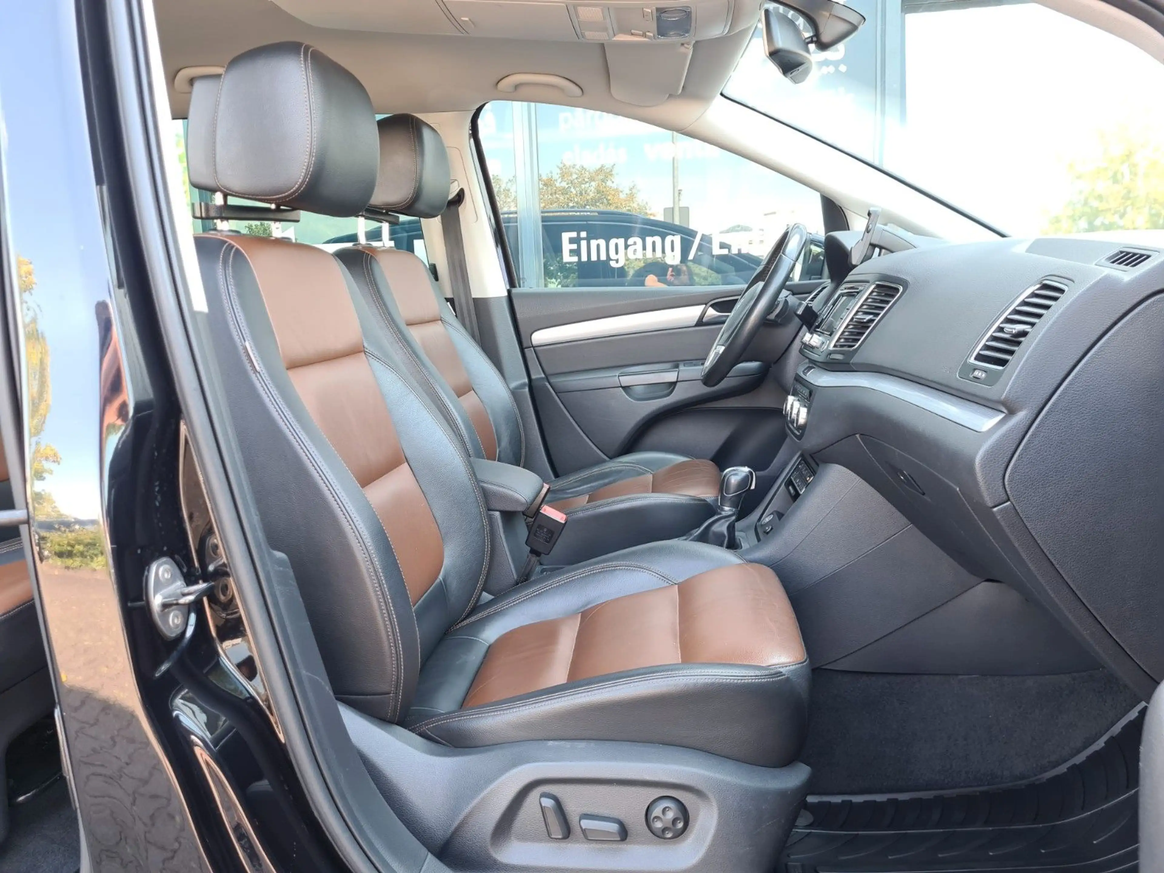 Volkswagen Sharan Highline 2.0 TSi DSG - 7 SITZER - eTüren — photo 15